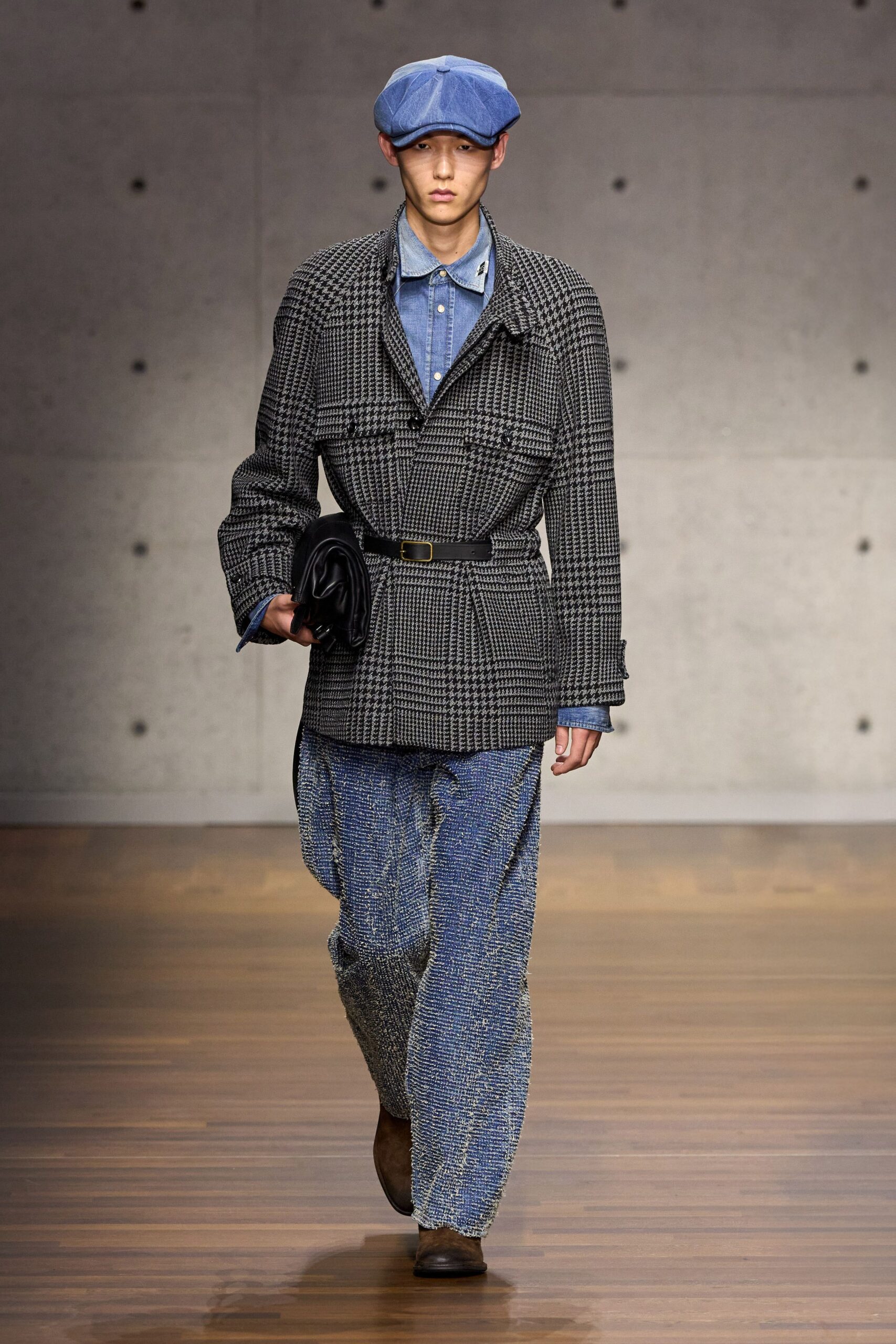 Emporio Armani Fall 2026 Ready-to-Wear Look 30