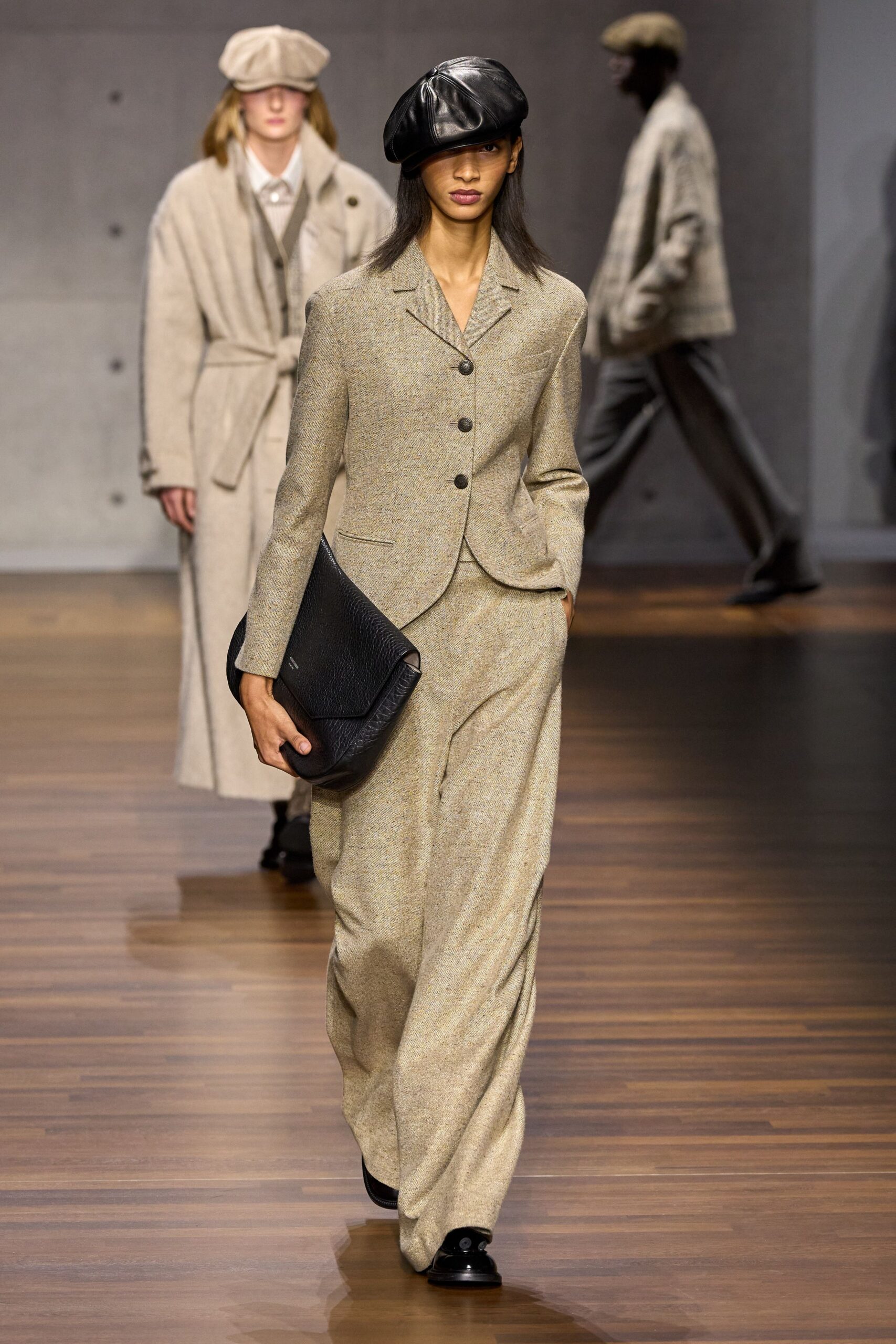 beige wool long-sleeve collared tailored buttoned straight-leg suit