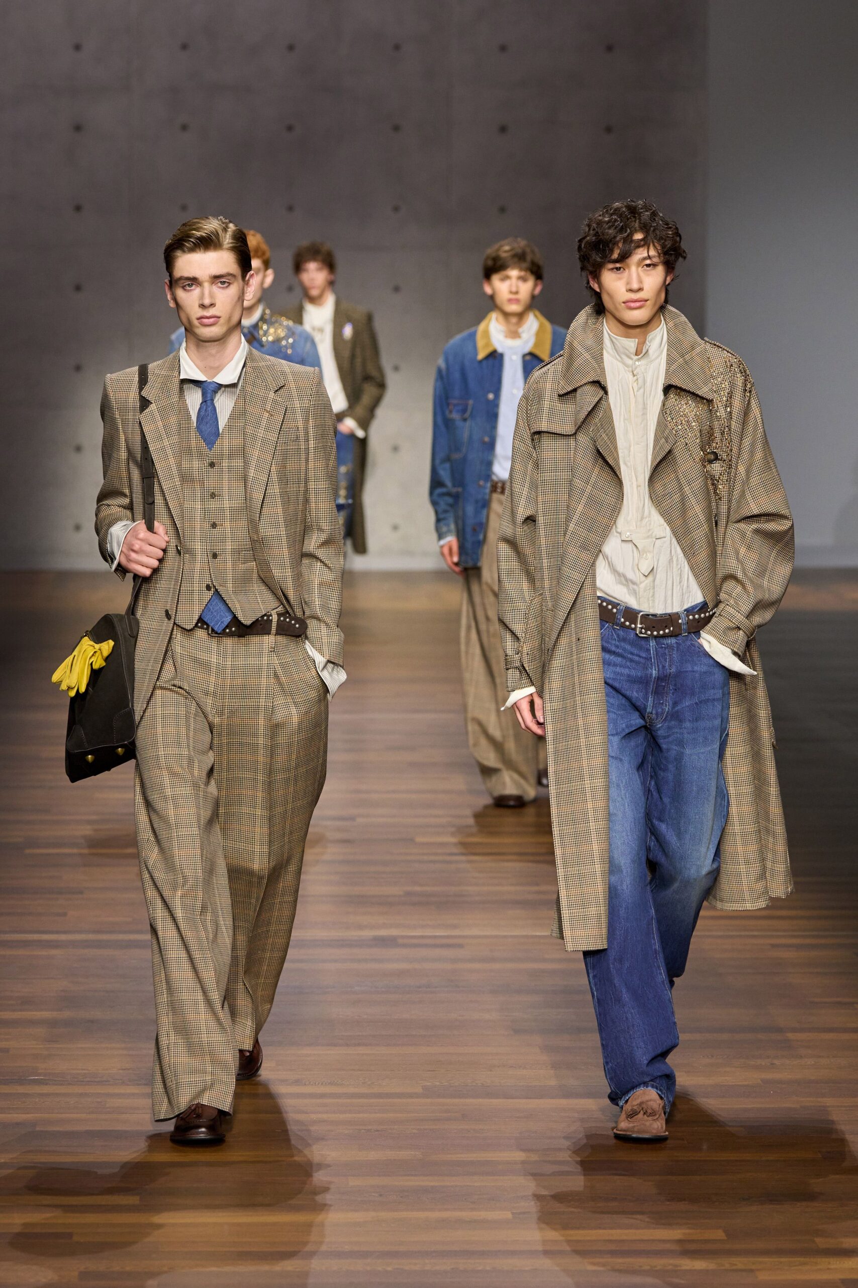 brown wool long-sleeve collared oversized checked coat