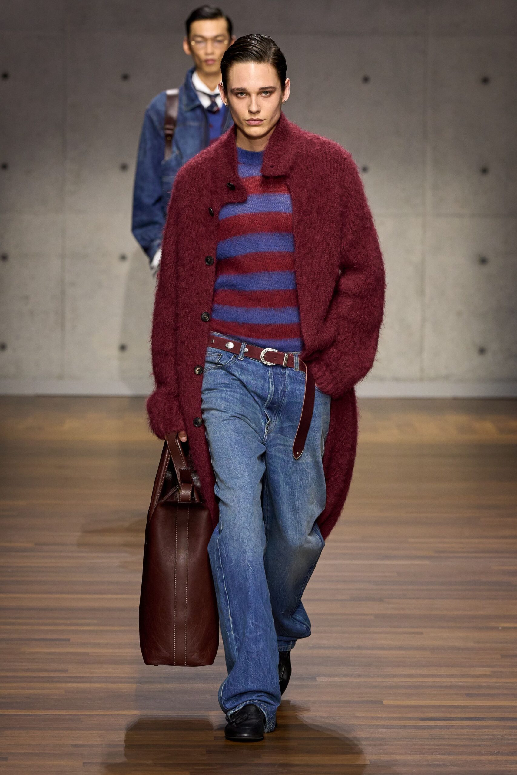 red wool long-sleeve collared relaxed buttoned coat