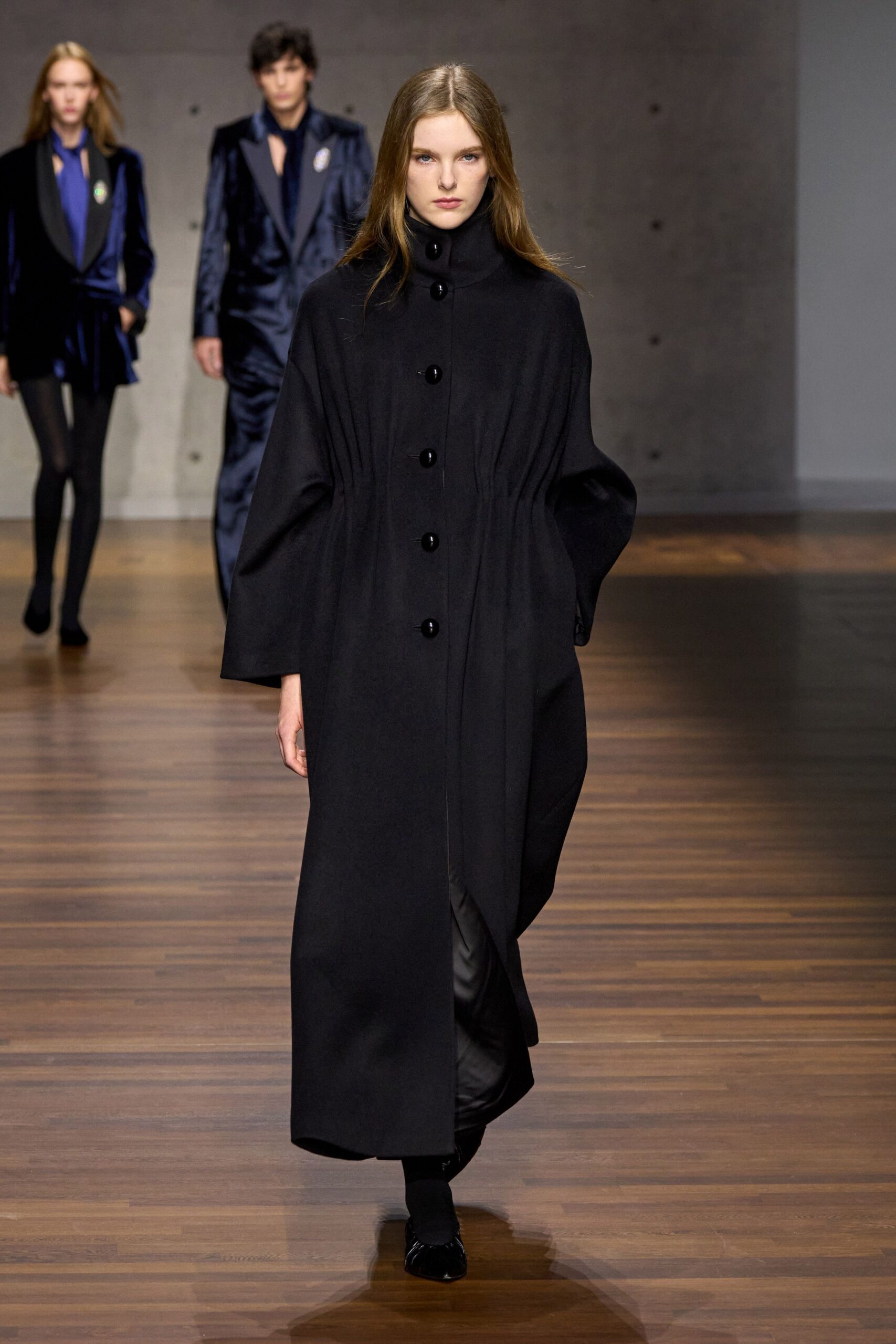 black wool relaxed coat