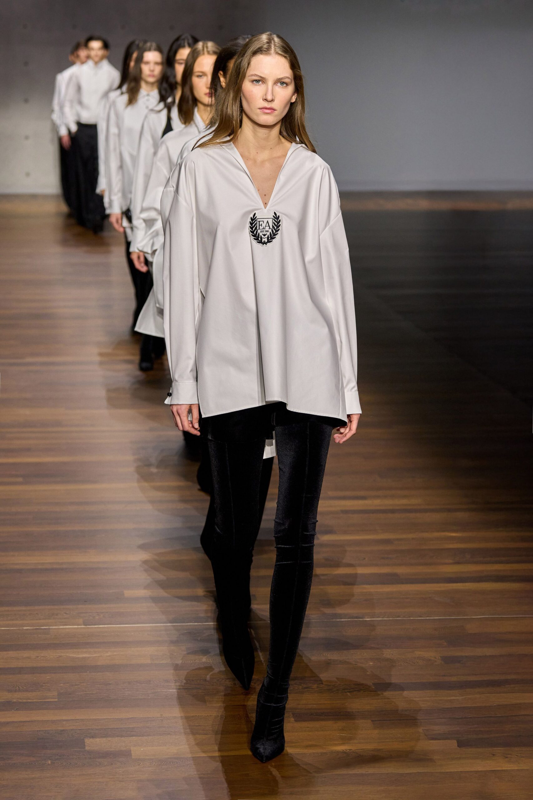 gray cotton long-sleeve hooded oversized embroidered hoodie