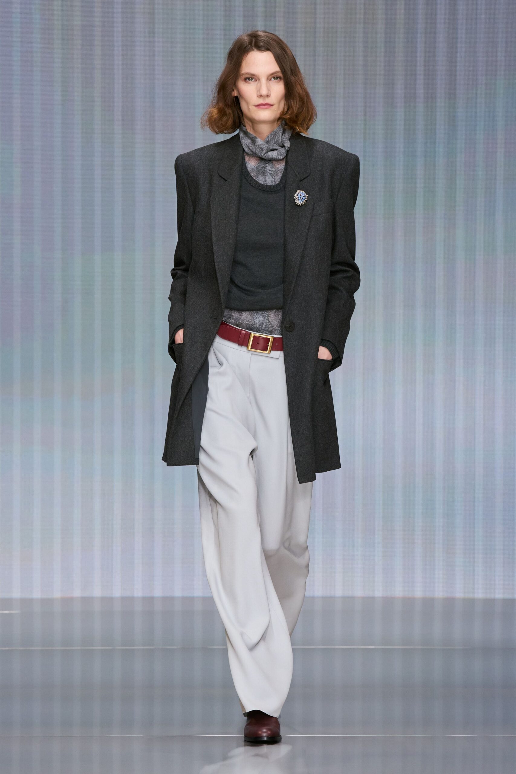 black wool long-sleeve collared tailored buttoned blazer