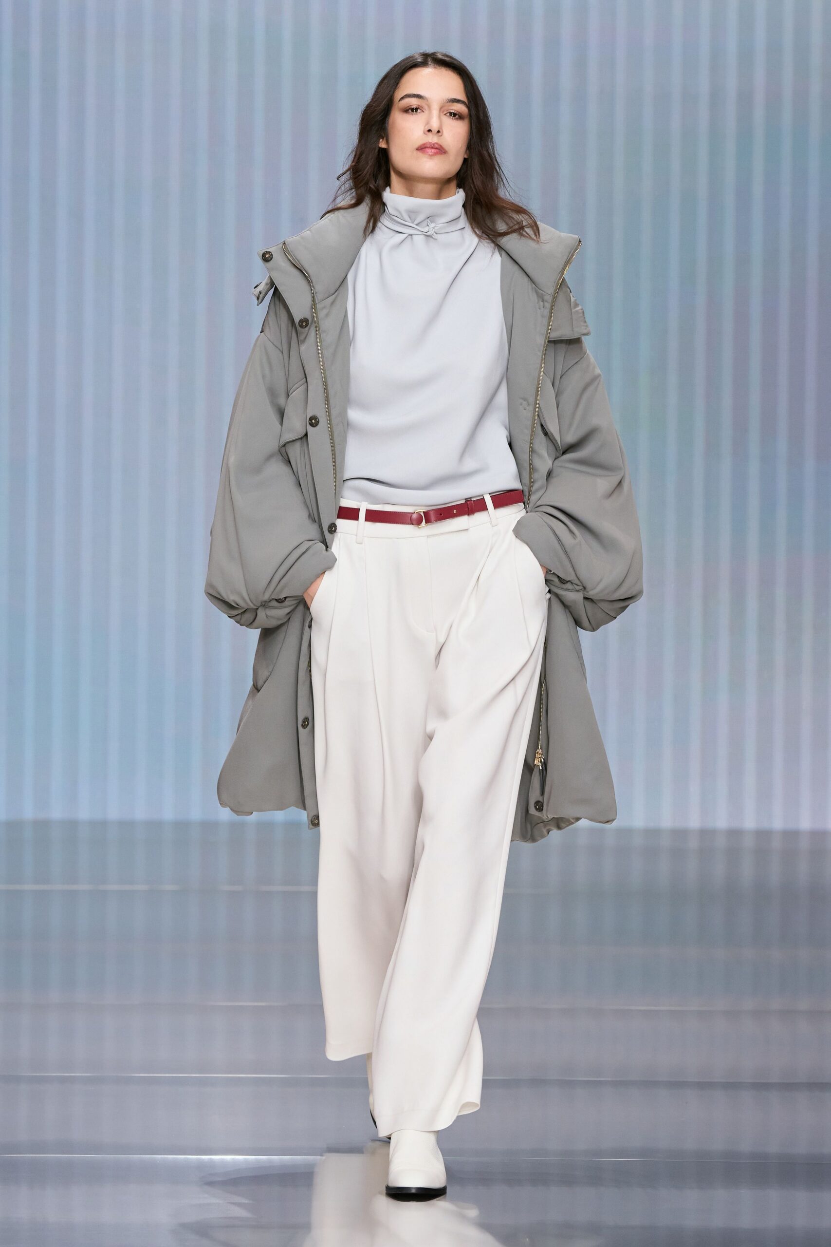 gray cotton long-sleeve hooded oversized parka