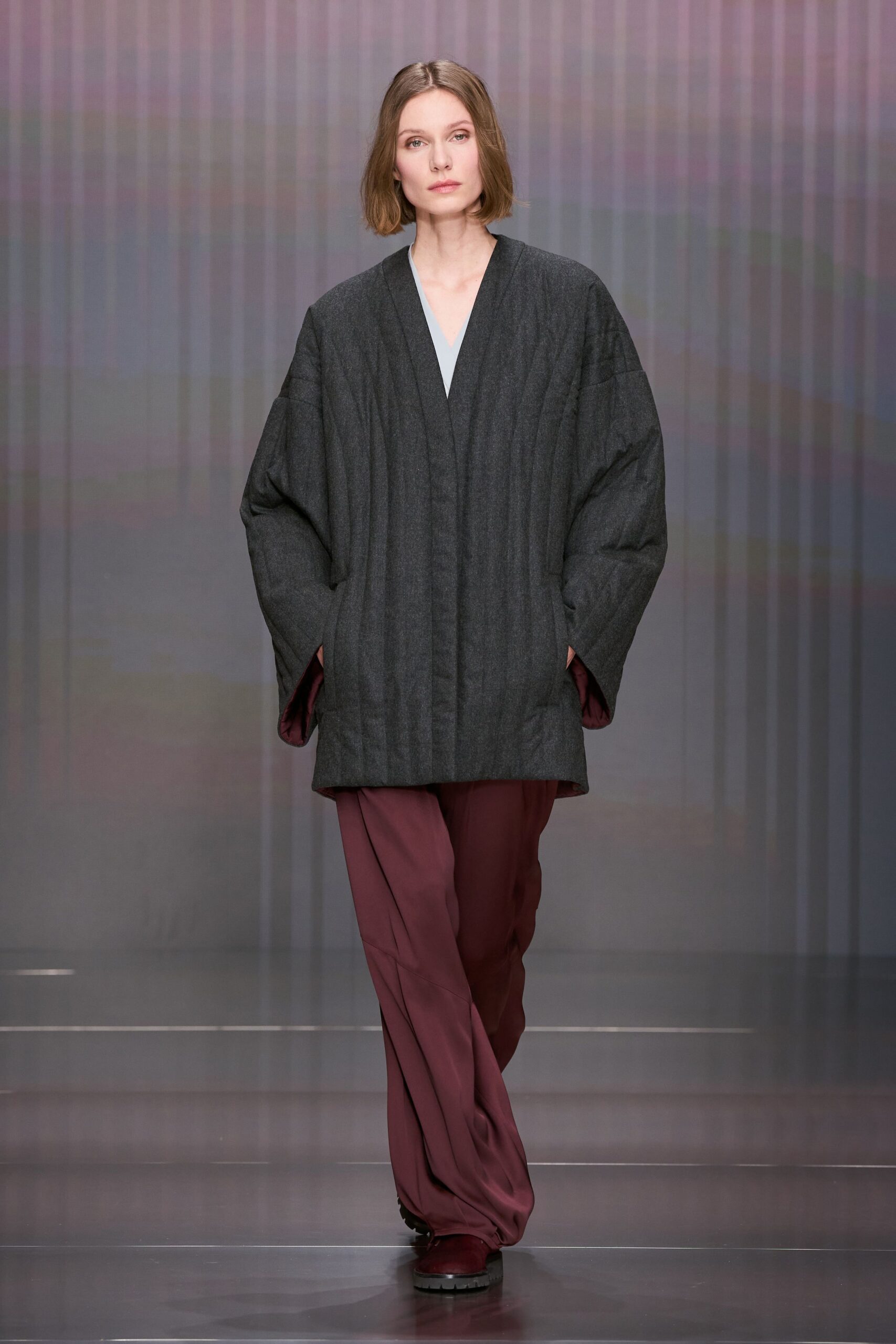 gray wool long-sleeve v-neck oversized quilted jacket