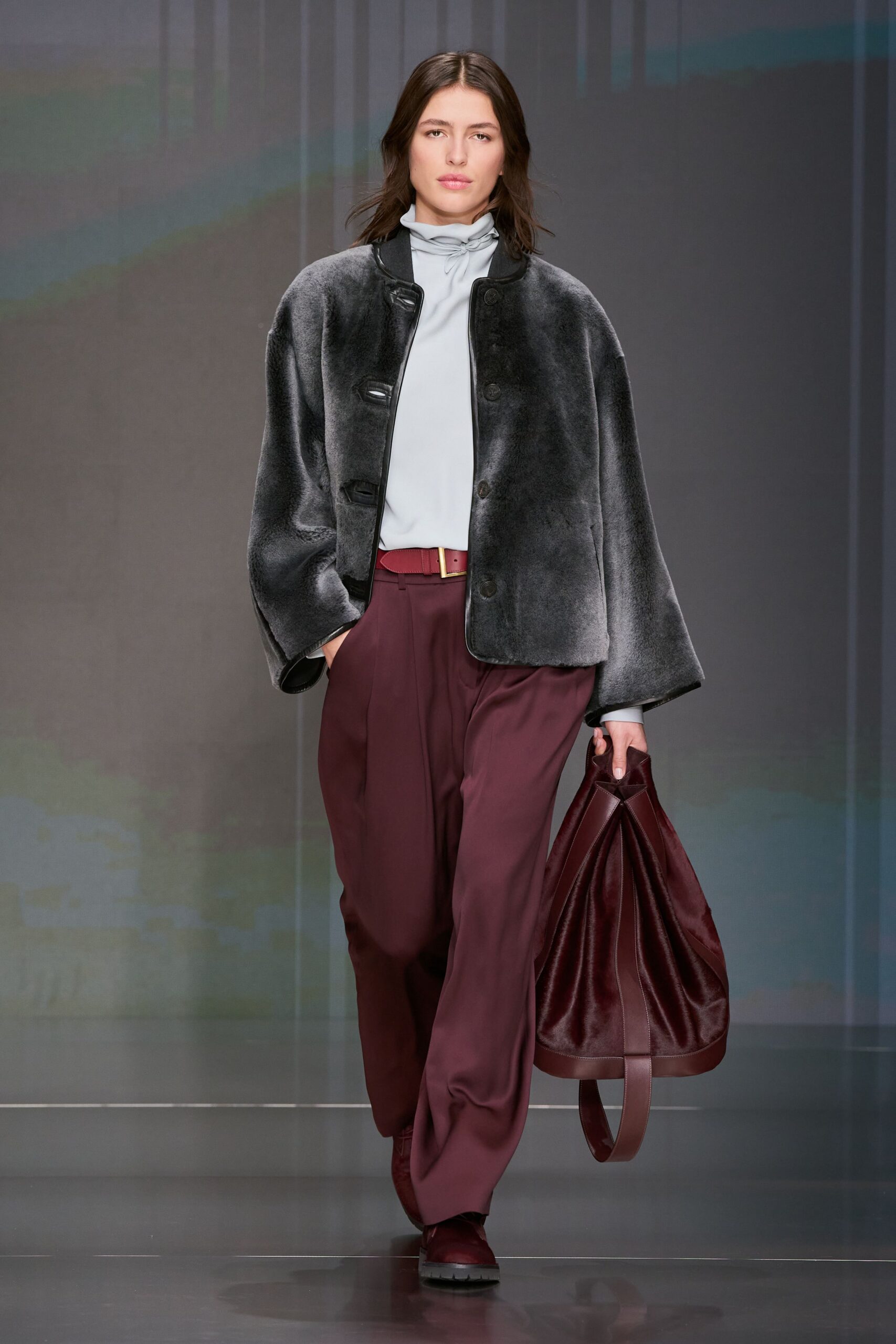 gray fur long-sleeve collared relaxed jacket