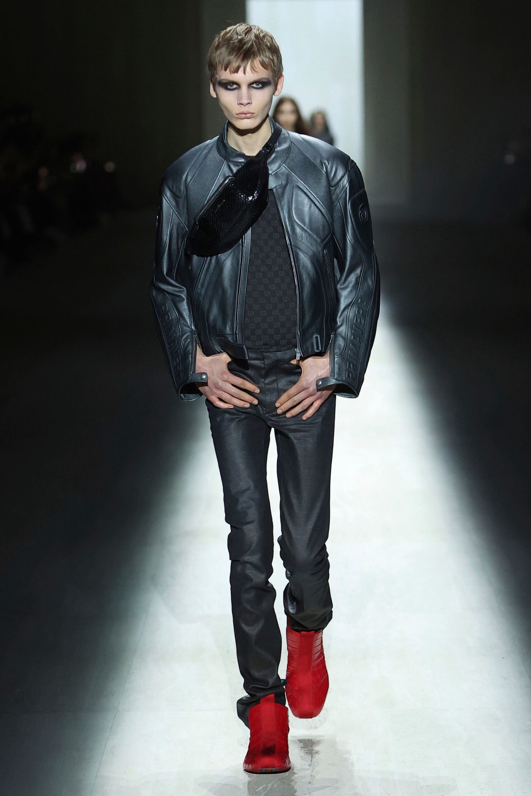 black cotton long-sleeve collared fitted textured top
