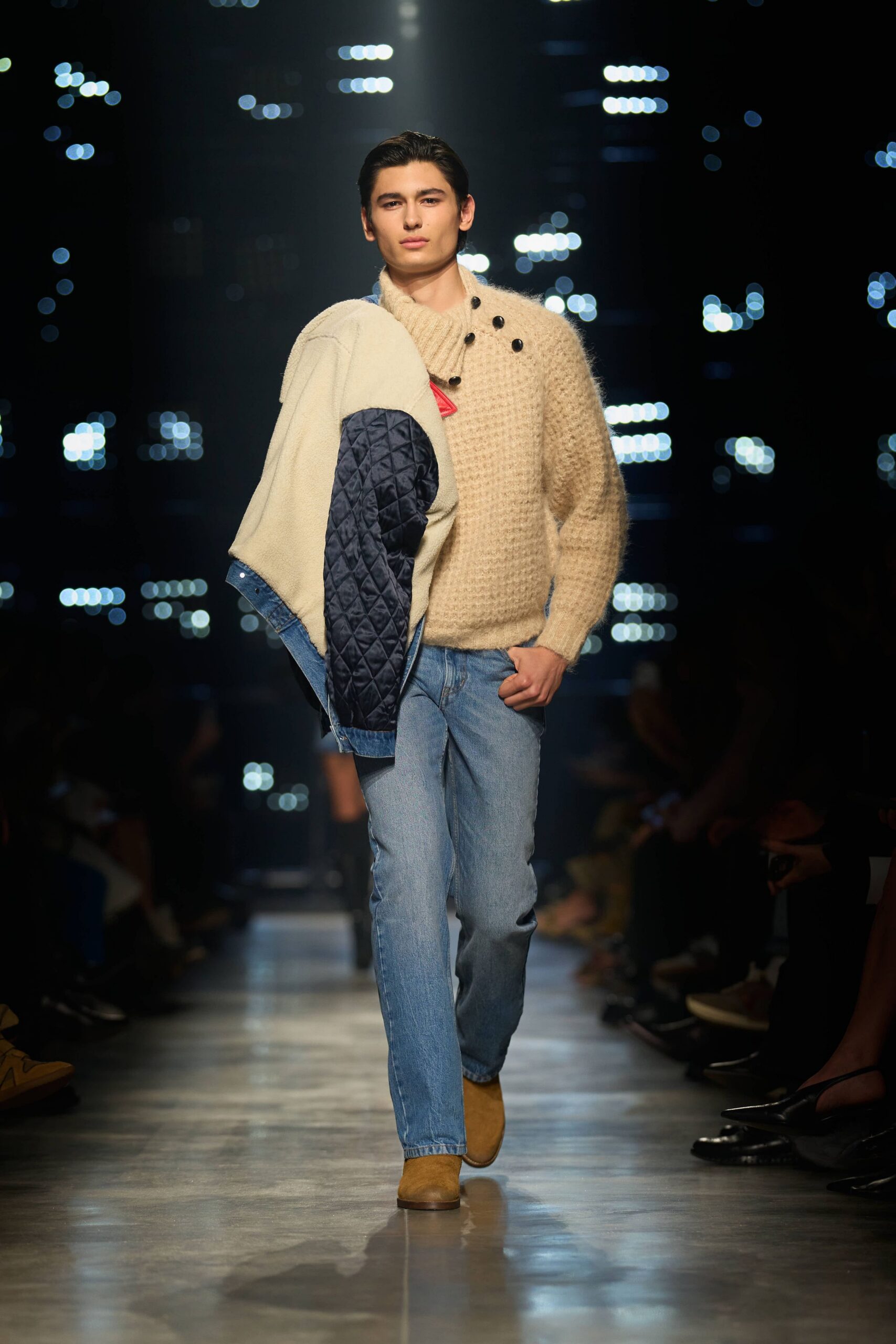 beige knit sweater with jeans