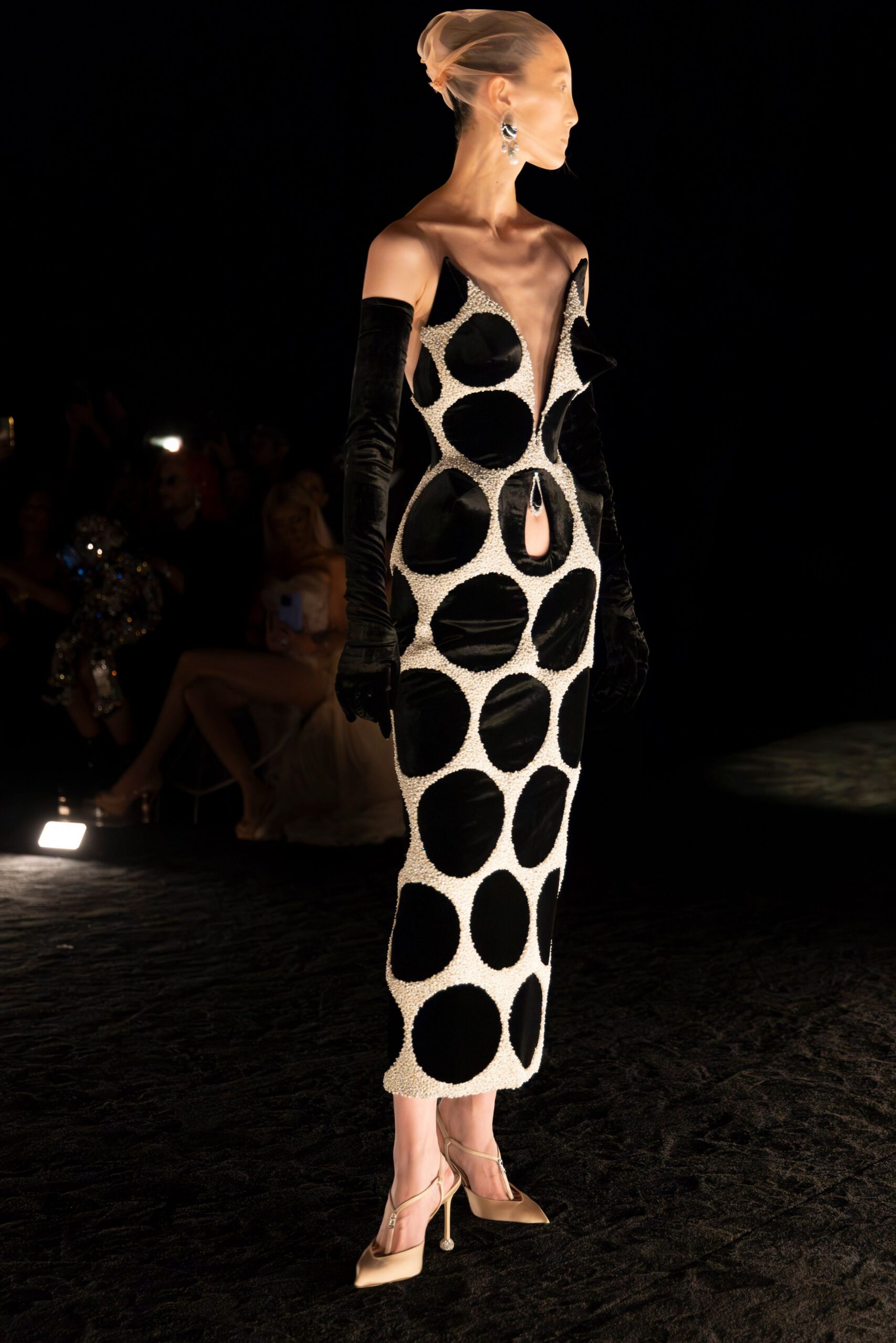Schiaparelli Fall 2024 Couture Look 4