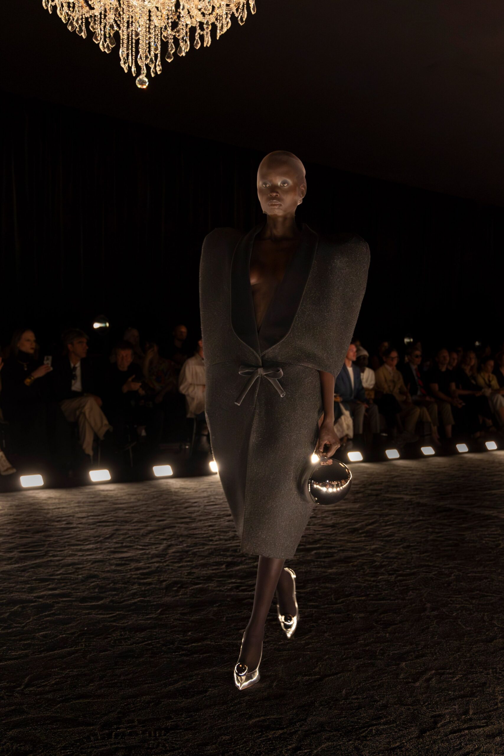 Schiaparelli Fall 2024 Couture Look 7