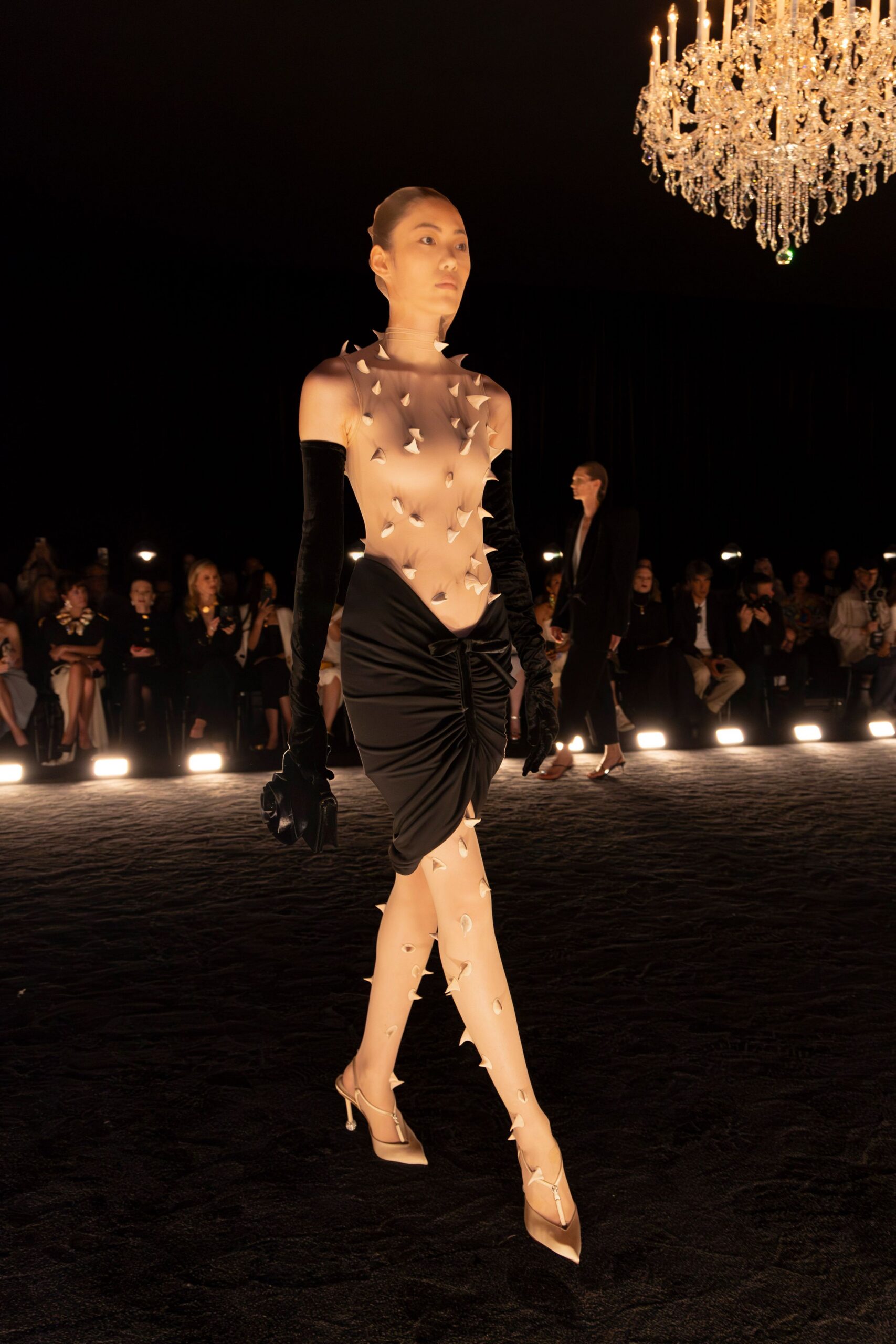 Schiaparelli Fall 2024 Couture Look 14