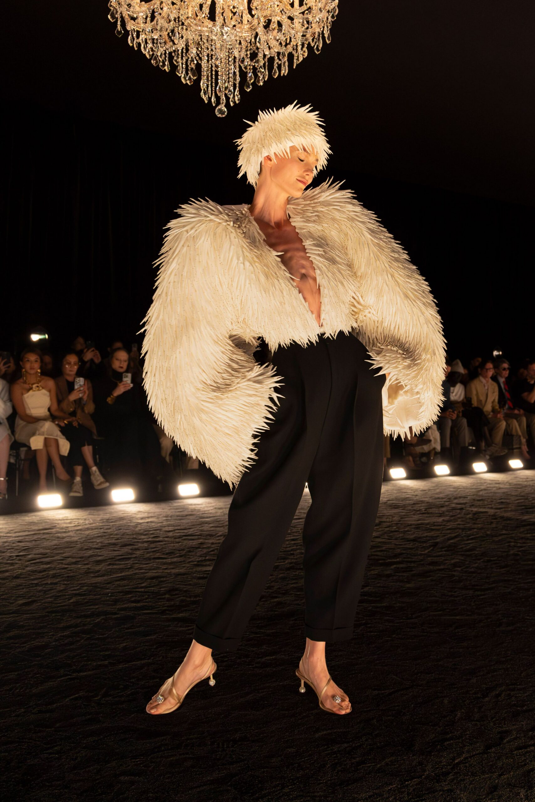 Schiaparelli Fall 2024 Couture Look 16