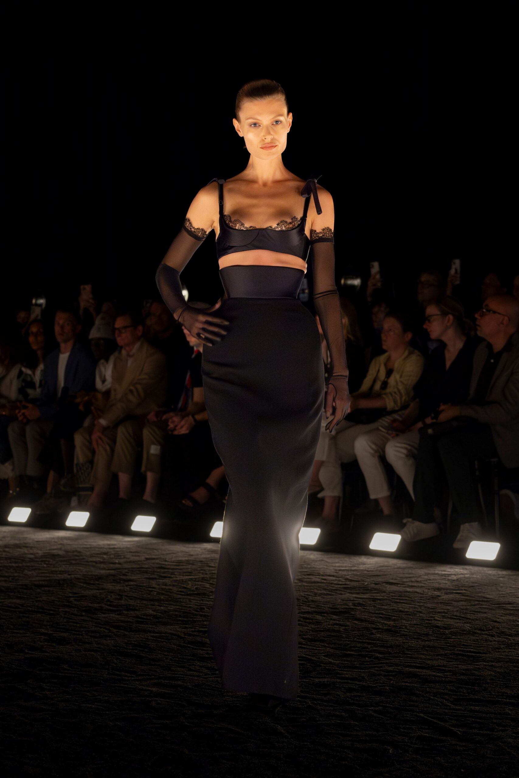 Schiaparelli Fall 2024 Couture Look 20