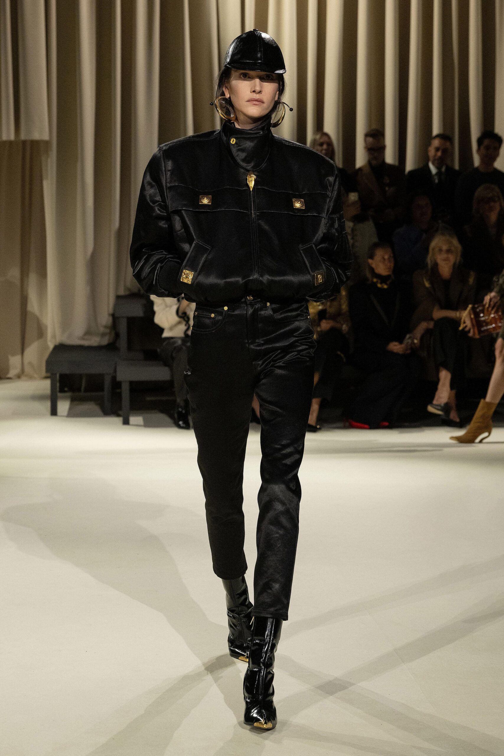 Schiaparelli Fall 2024 Ready-to-Wear Look 17