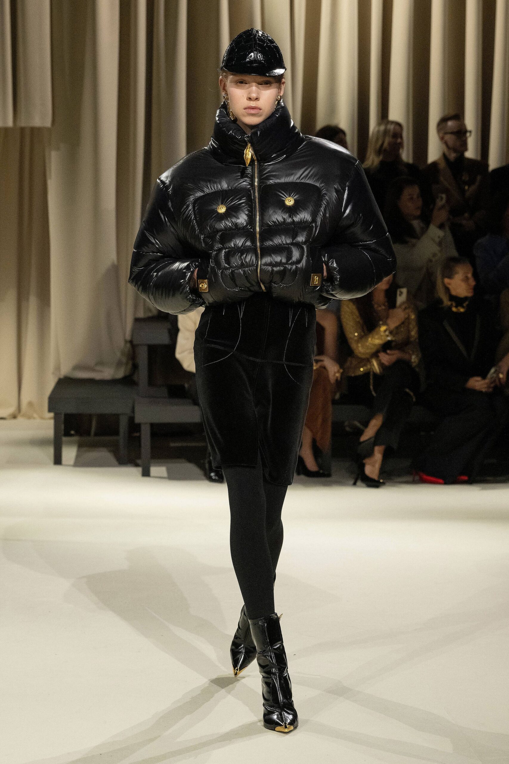 Schiaparelli Fall 2024 Ready-to-Wear Look 18