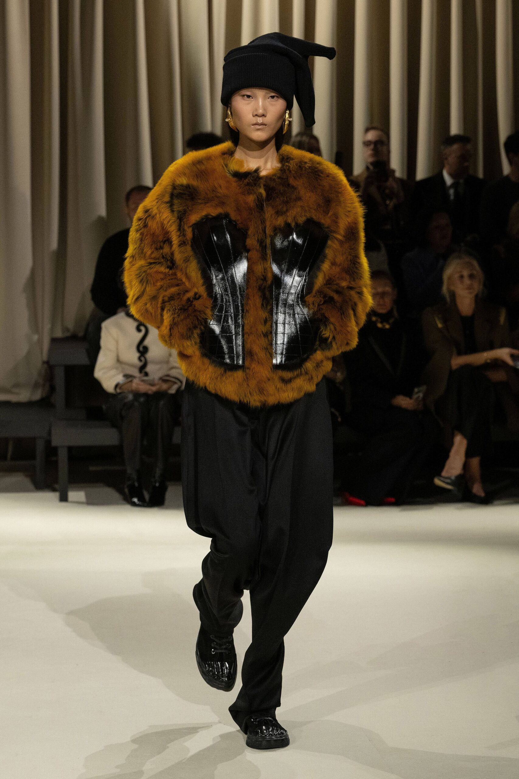 Schiaparelli Fall 2024 Ready-to-Wear Look 23
