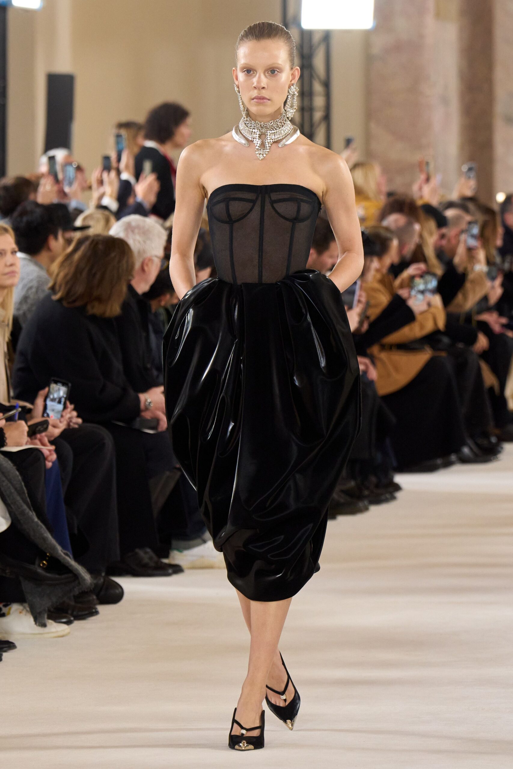 Schiaparelli Spring 2024 Couture Look 5