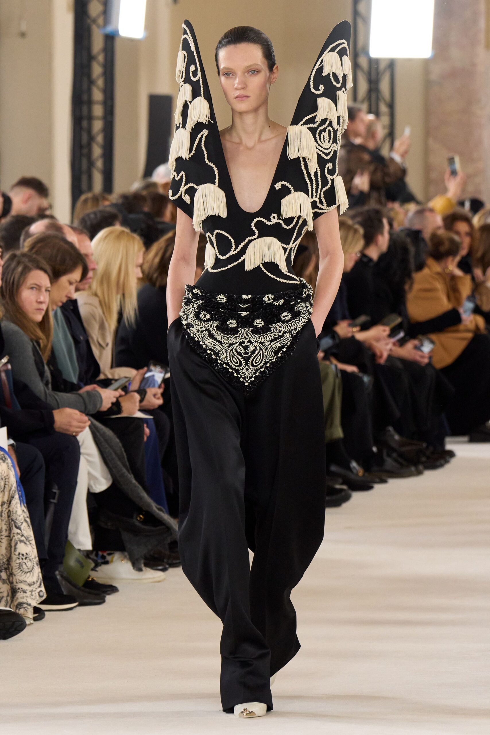 Schiaparelli Spring 2024 Couture Look 20