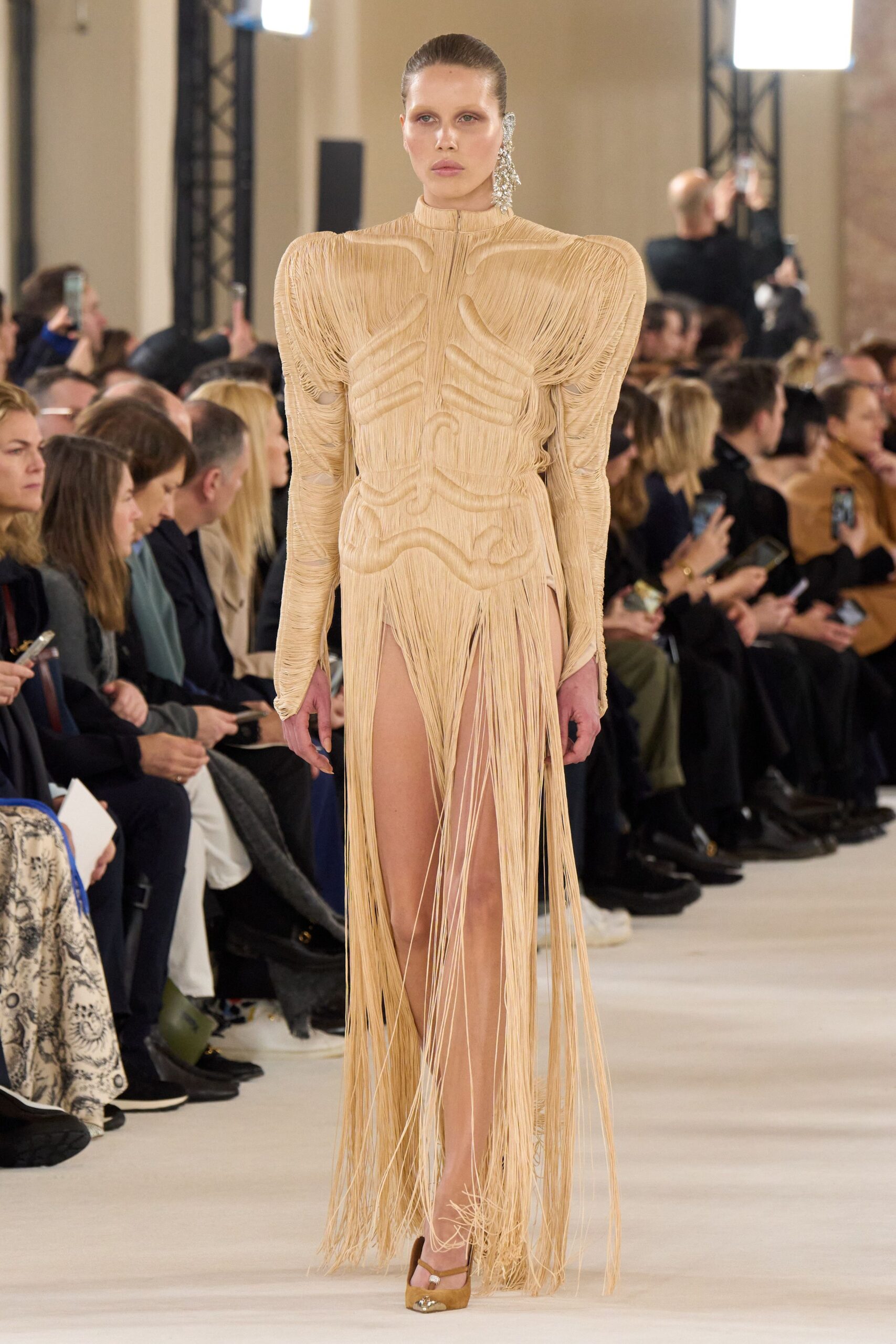 Schiaparelli Spring 2024 Couture Look 22