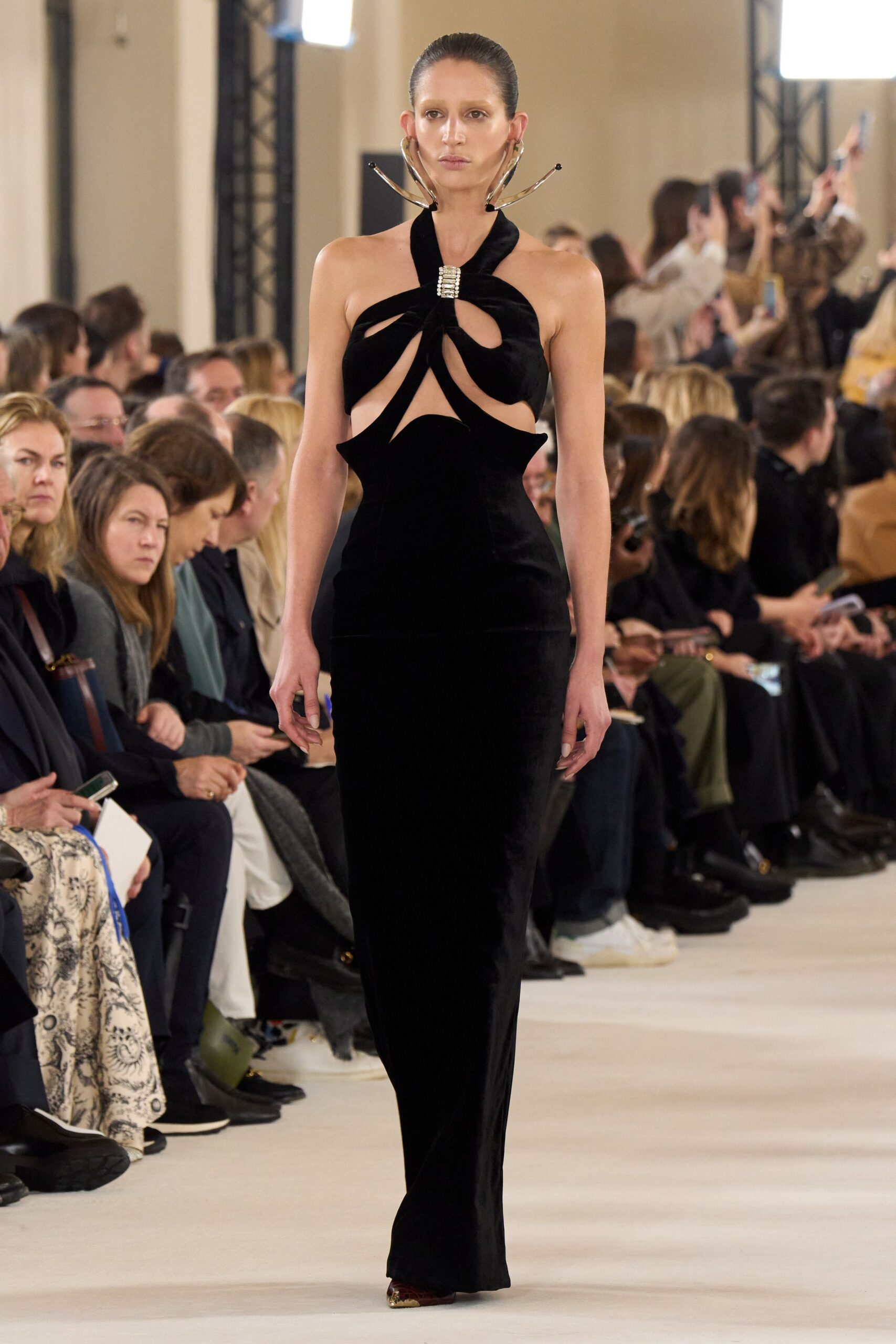 Schiaparelli Spring 2024 Couture Look 25