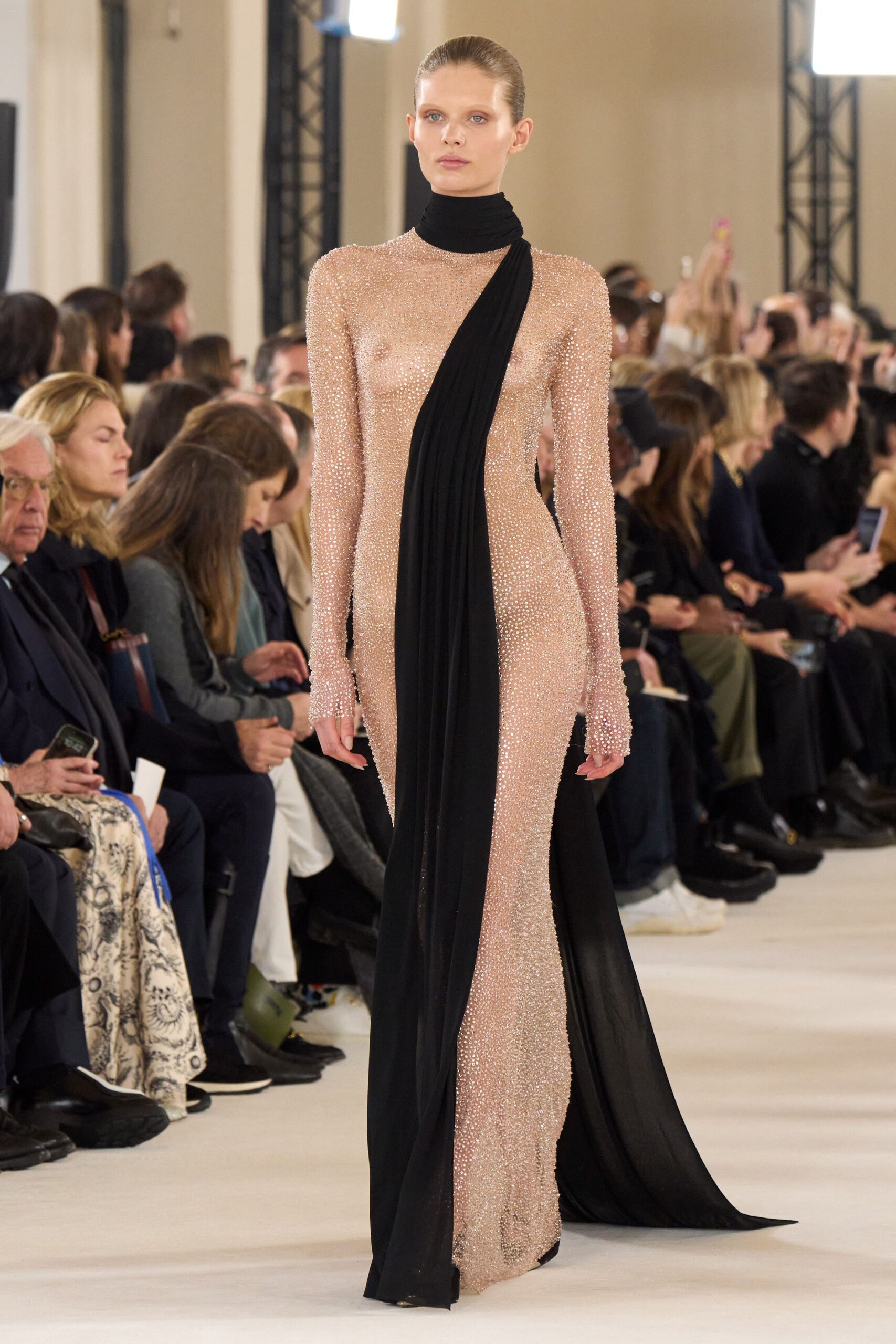 Schiaparelli Spring 2024 Couture Look 30