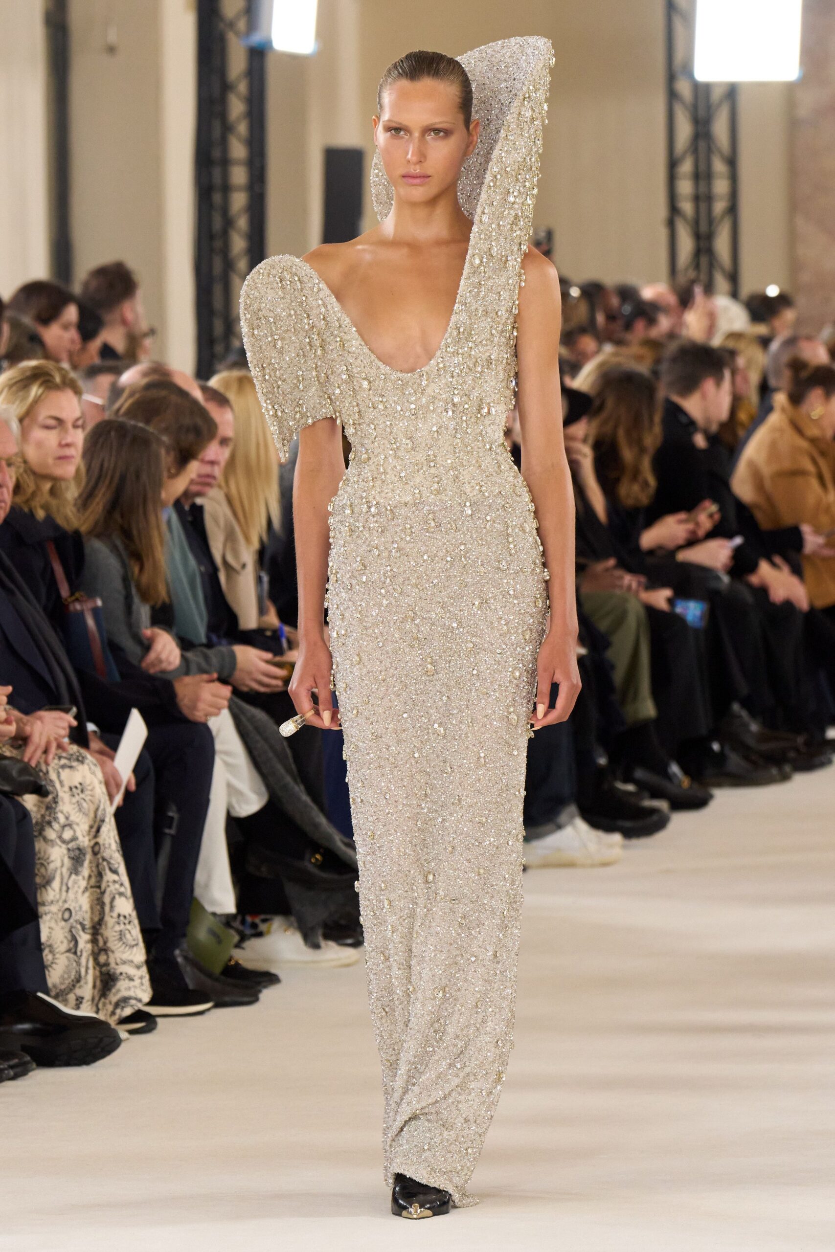 Schiaparelli Spring 2024 Couture Look 32