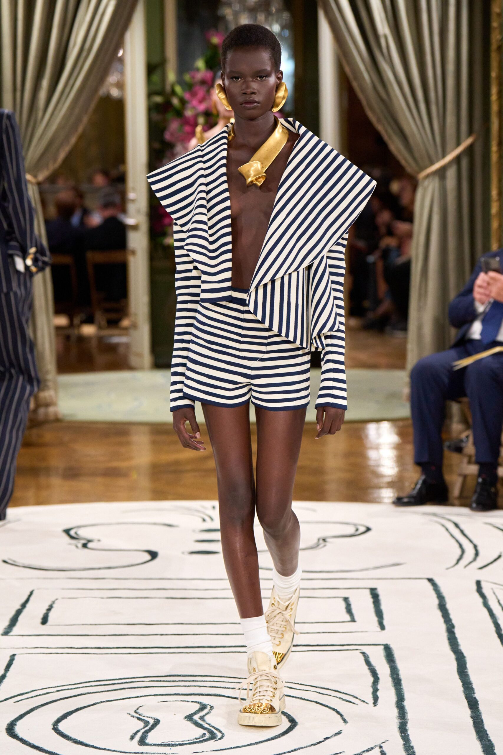 Schiaparelli Spring 2024 Ready-to-Wear Look 26