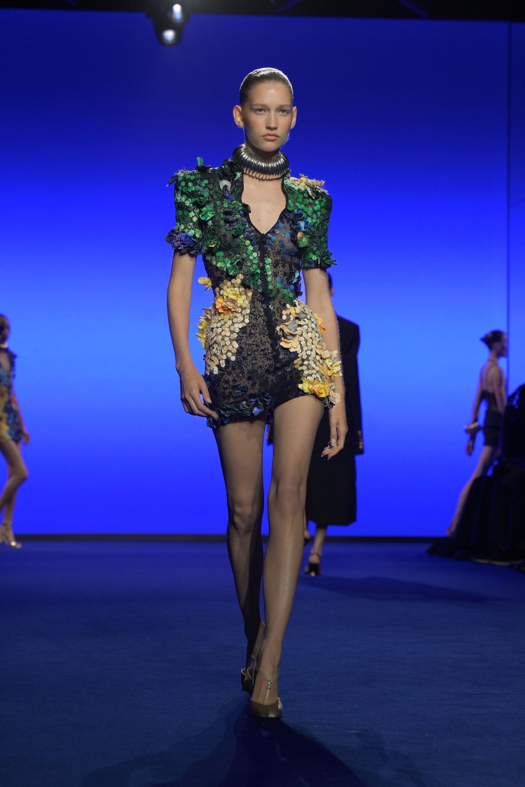 black cotton short-sleeve v-neck fitted floral embellished romper