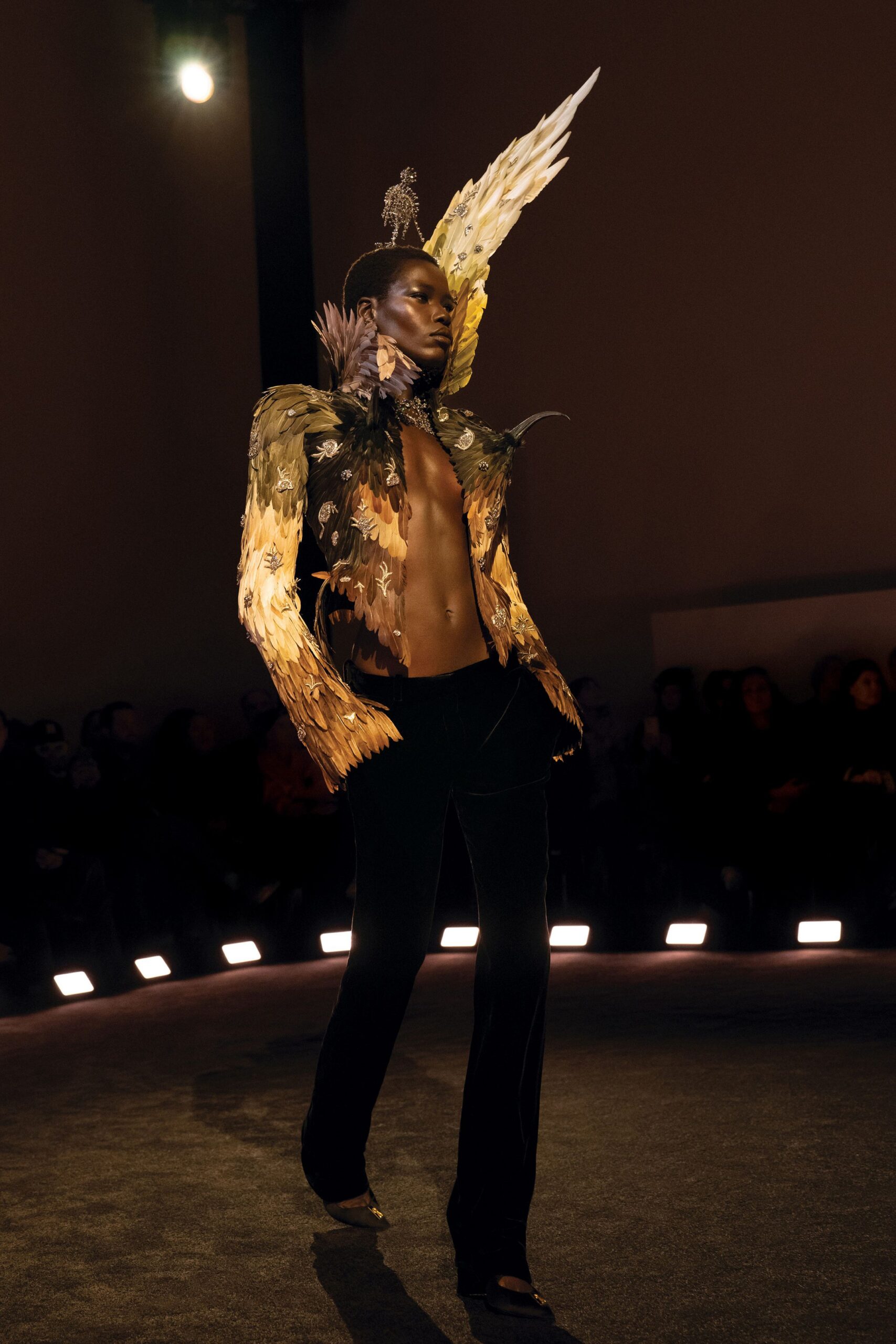 black silk long-sleeve collared fitted embroidered fringed jacket