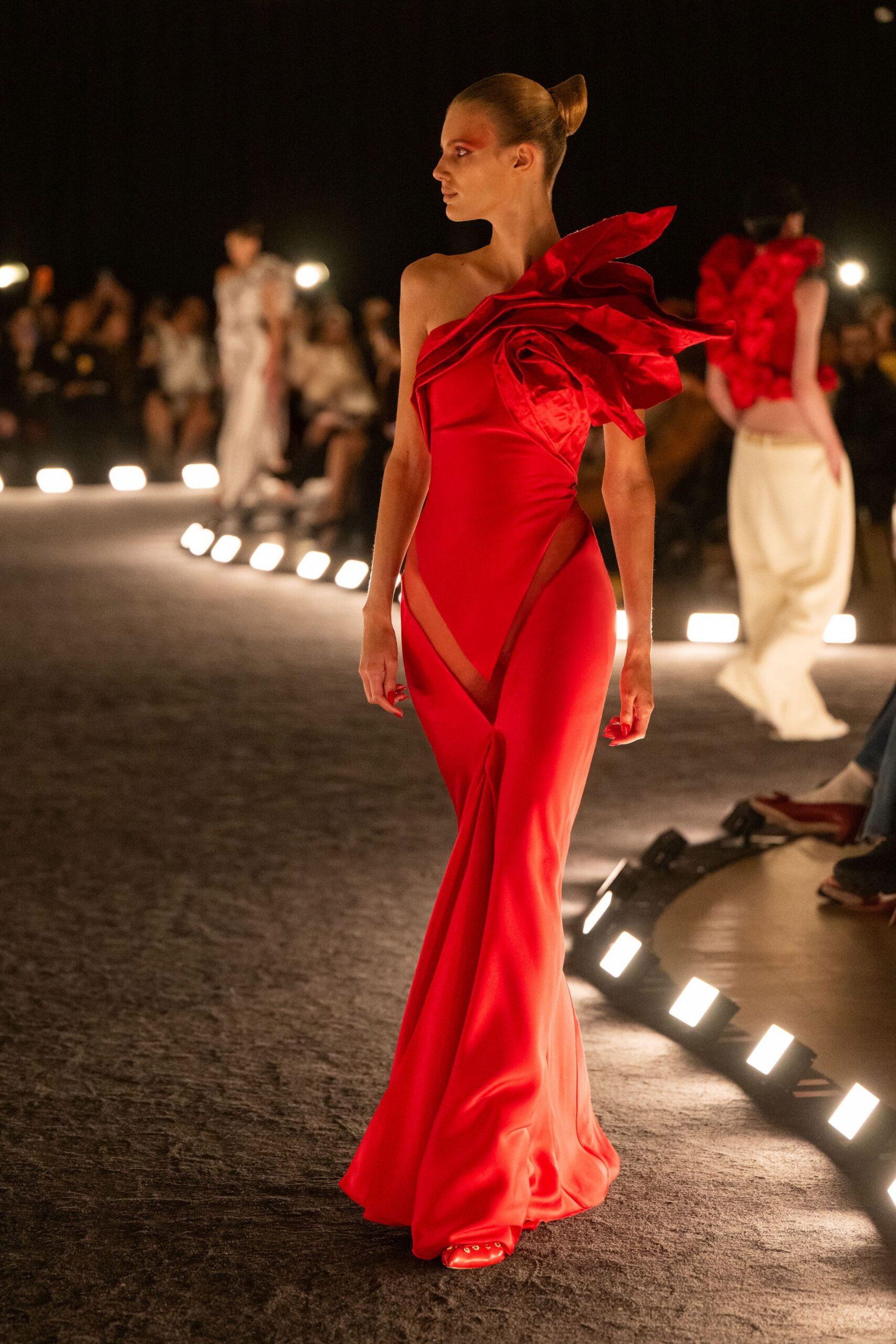 Schiaparelli Spring 2026 Ready-to-Wear Look 17