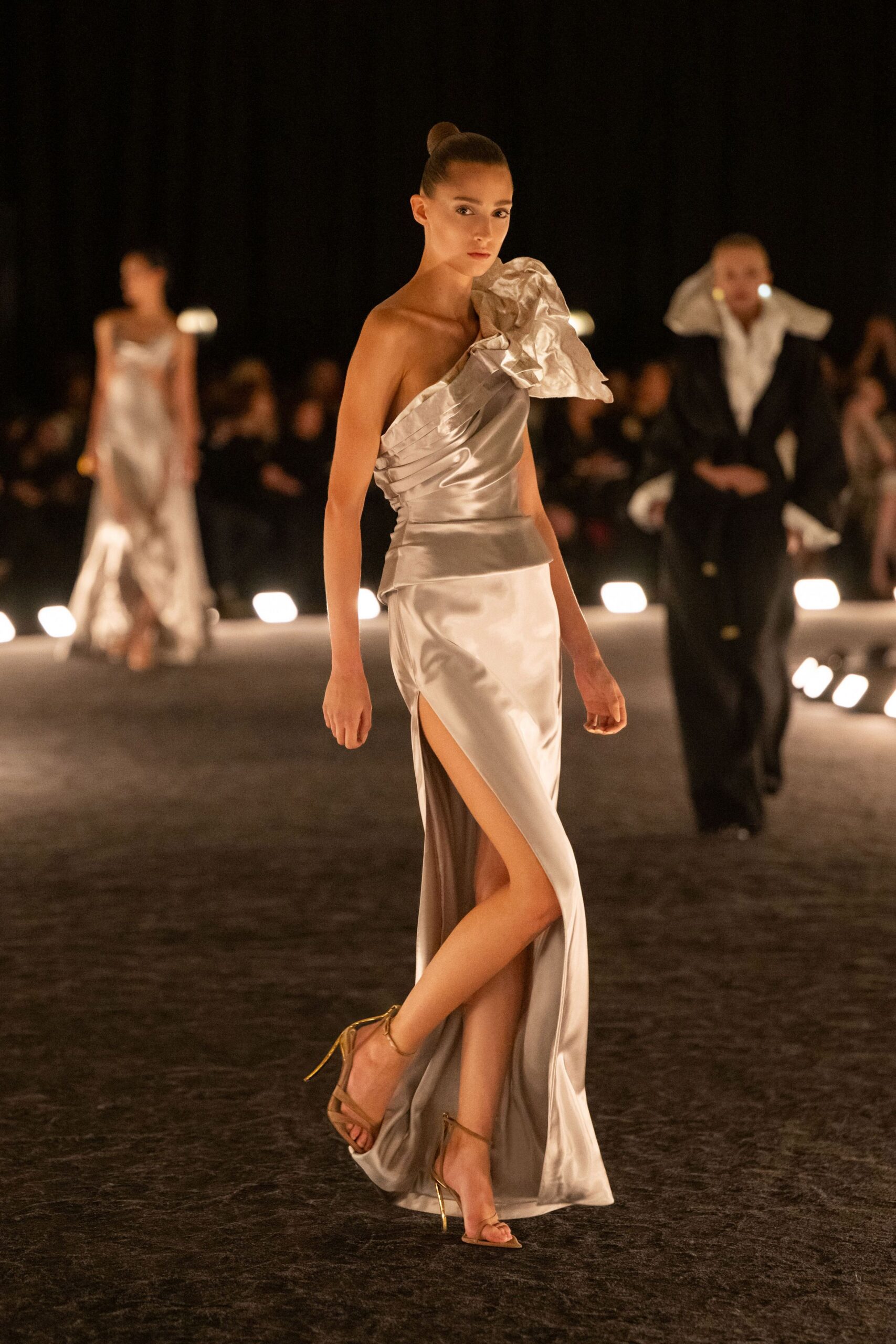 Schiaparelli Spring 2026 Ready-to-Wear Look 20