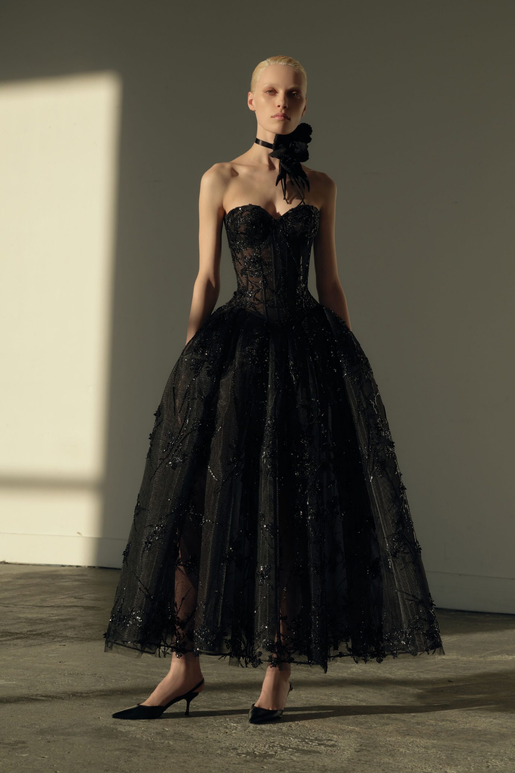 black lace strapless v-neck fitted embellished tiered gown
