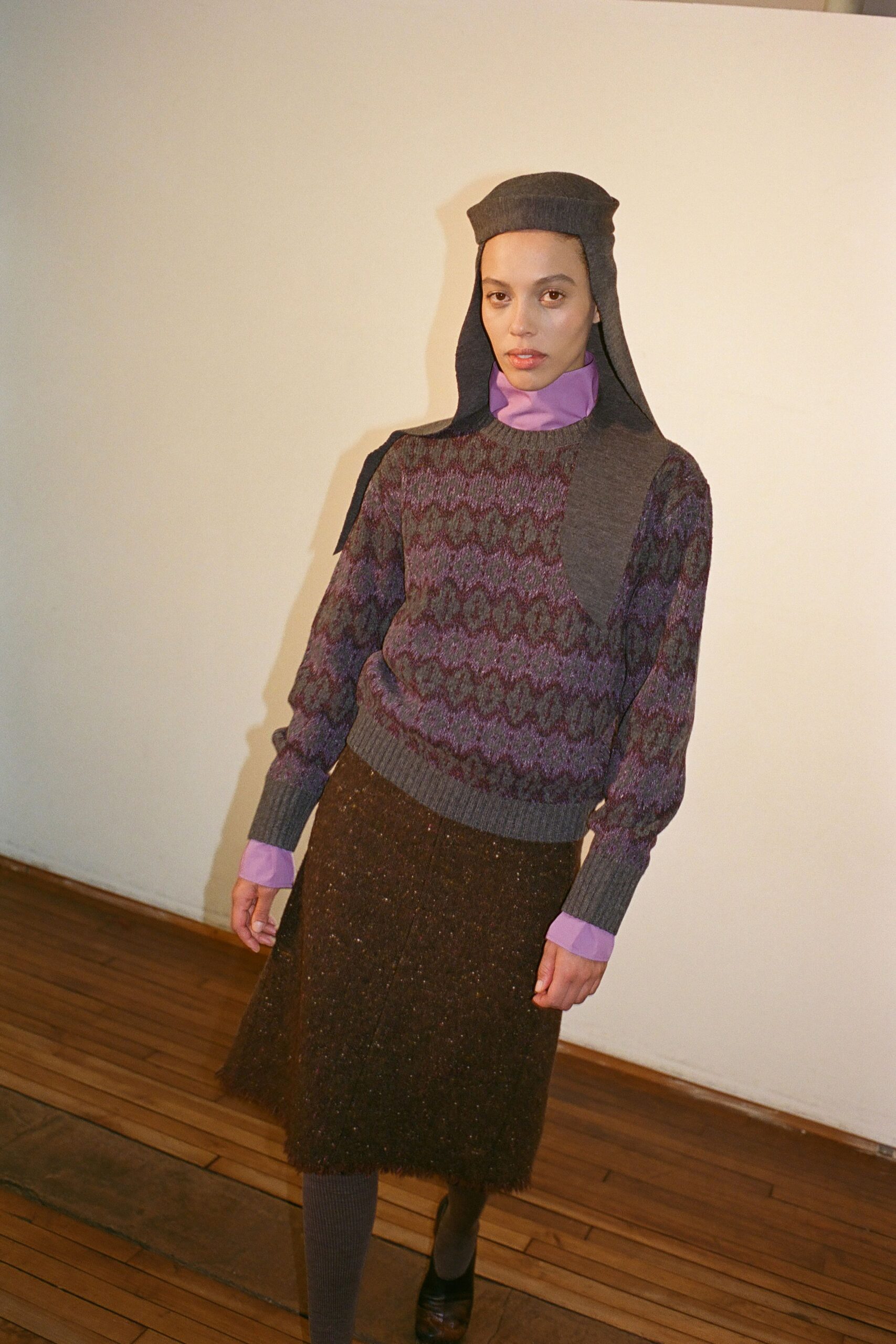 purple wool long-sleeve collared fitted sweater