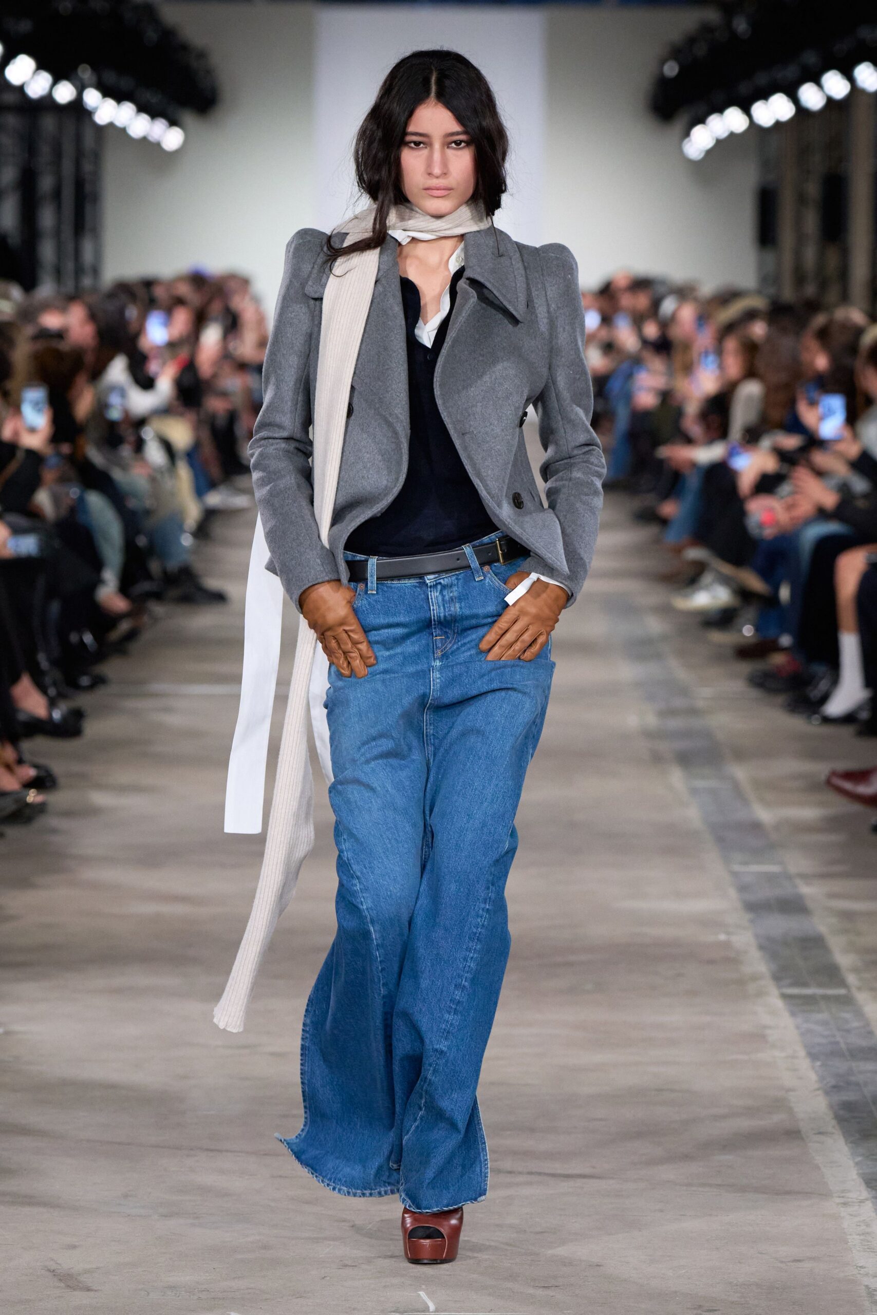 gray wool long-sleeve collared structured buttoned jacket