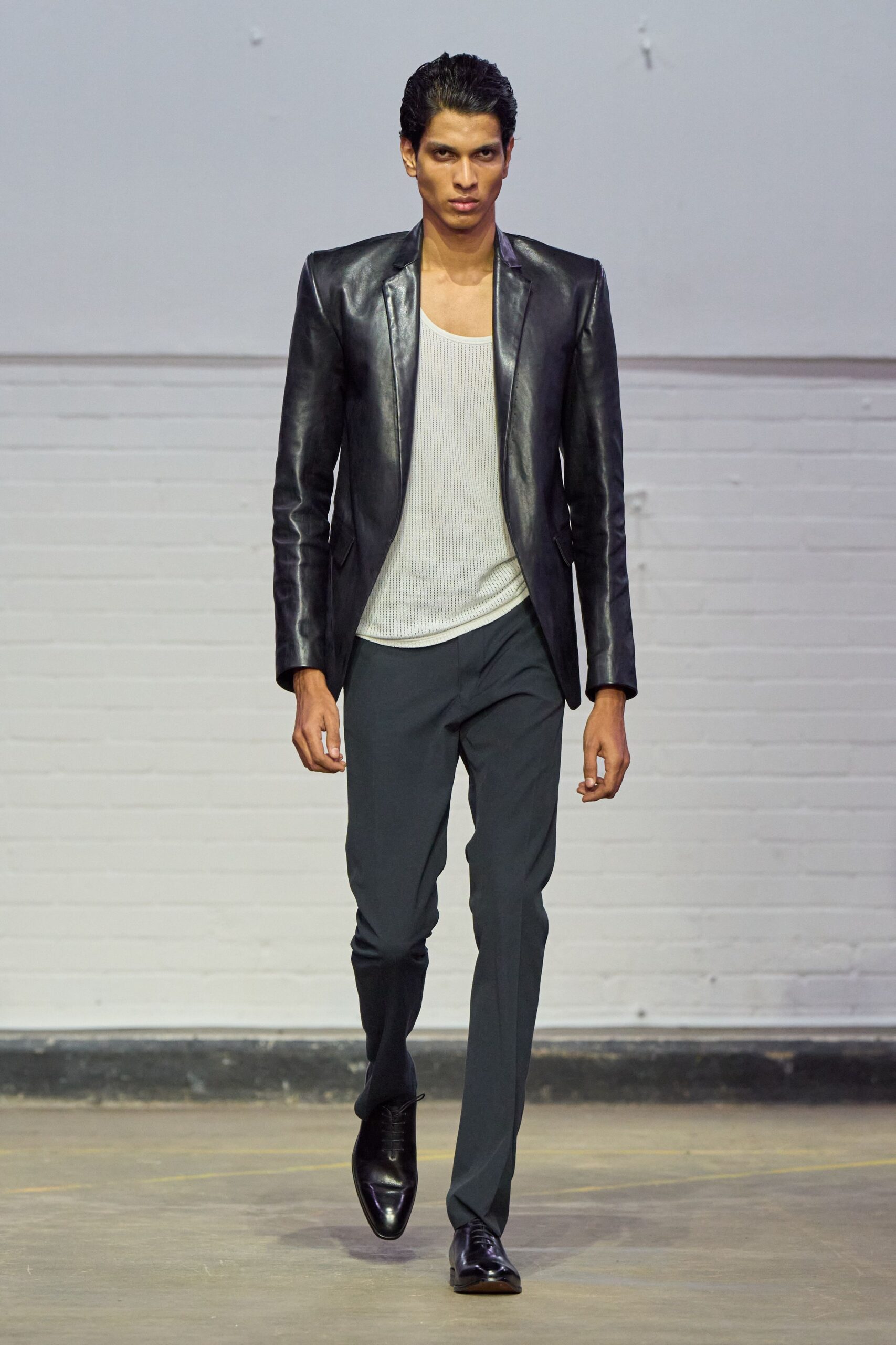 black leather long-sleeve collared tailored blazer