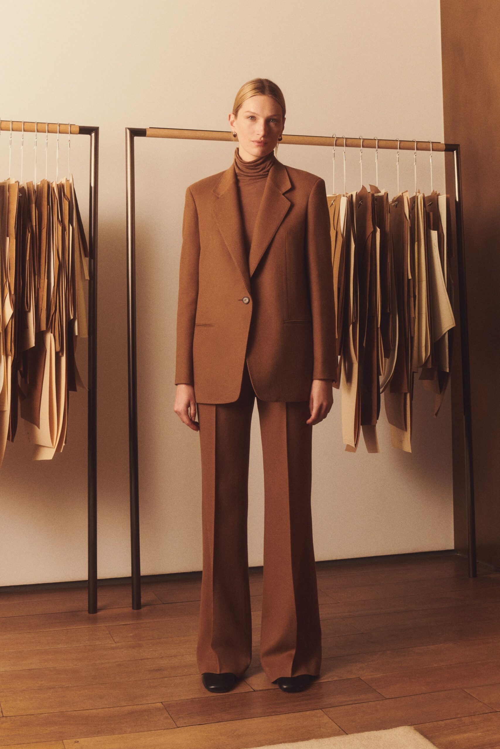 brown wool long-sleeve collared tailored straight-leg suit