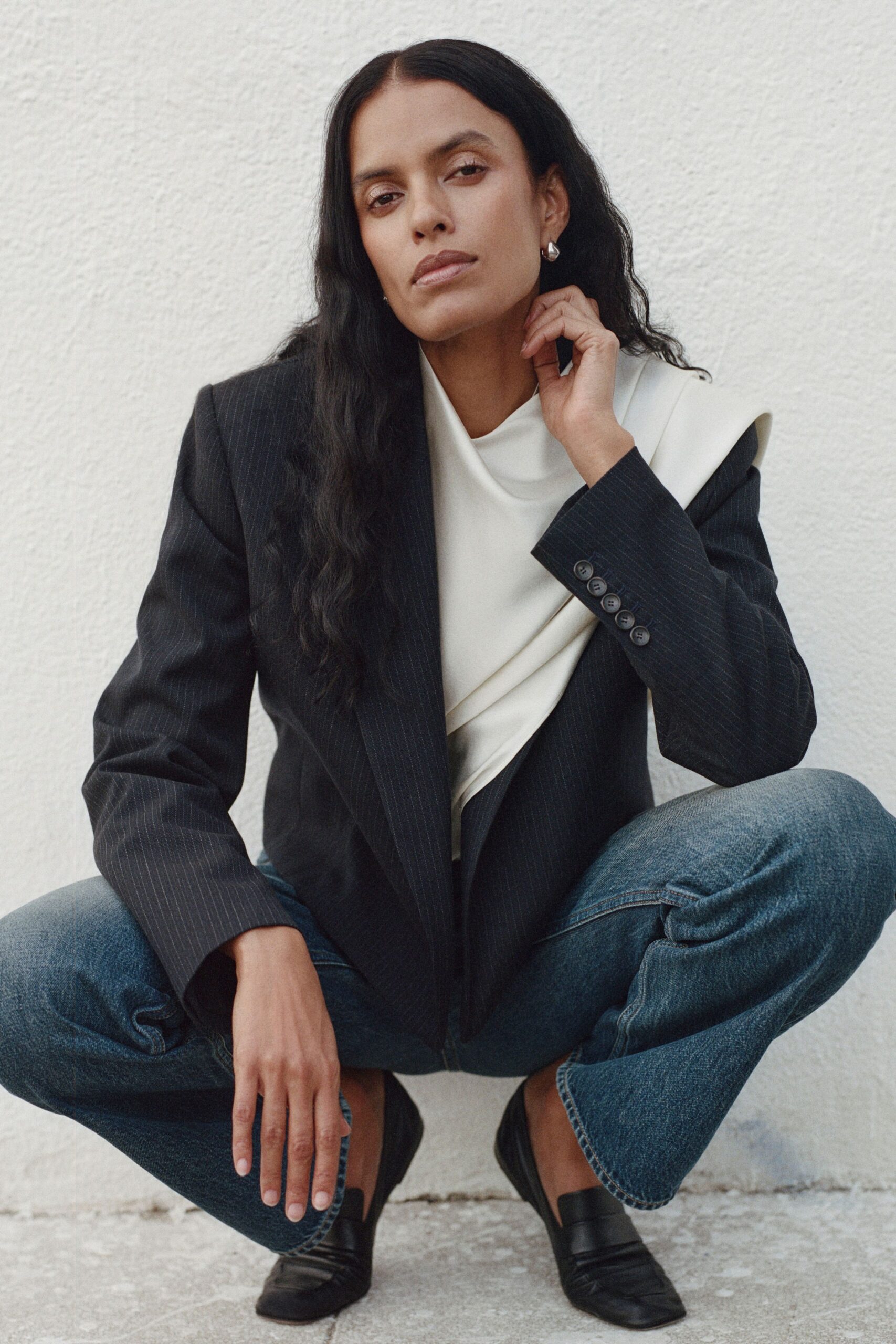 black cotton long-sleeve collared tailored striped buttoned blazer
