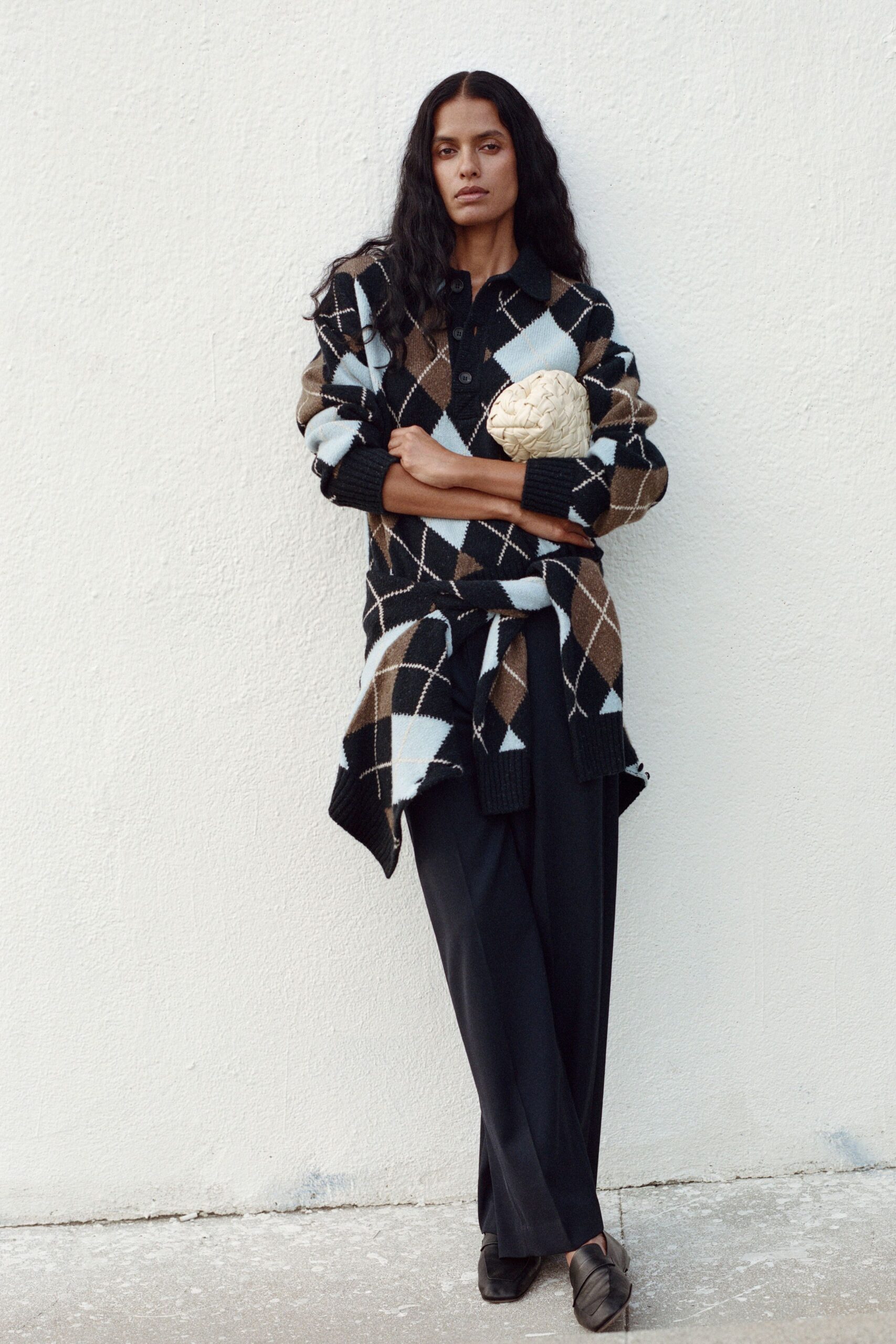 black wool long-sleeve collared relaxed checked coat