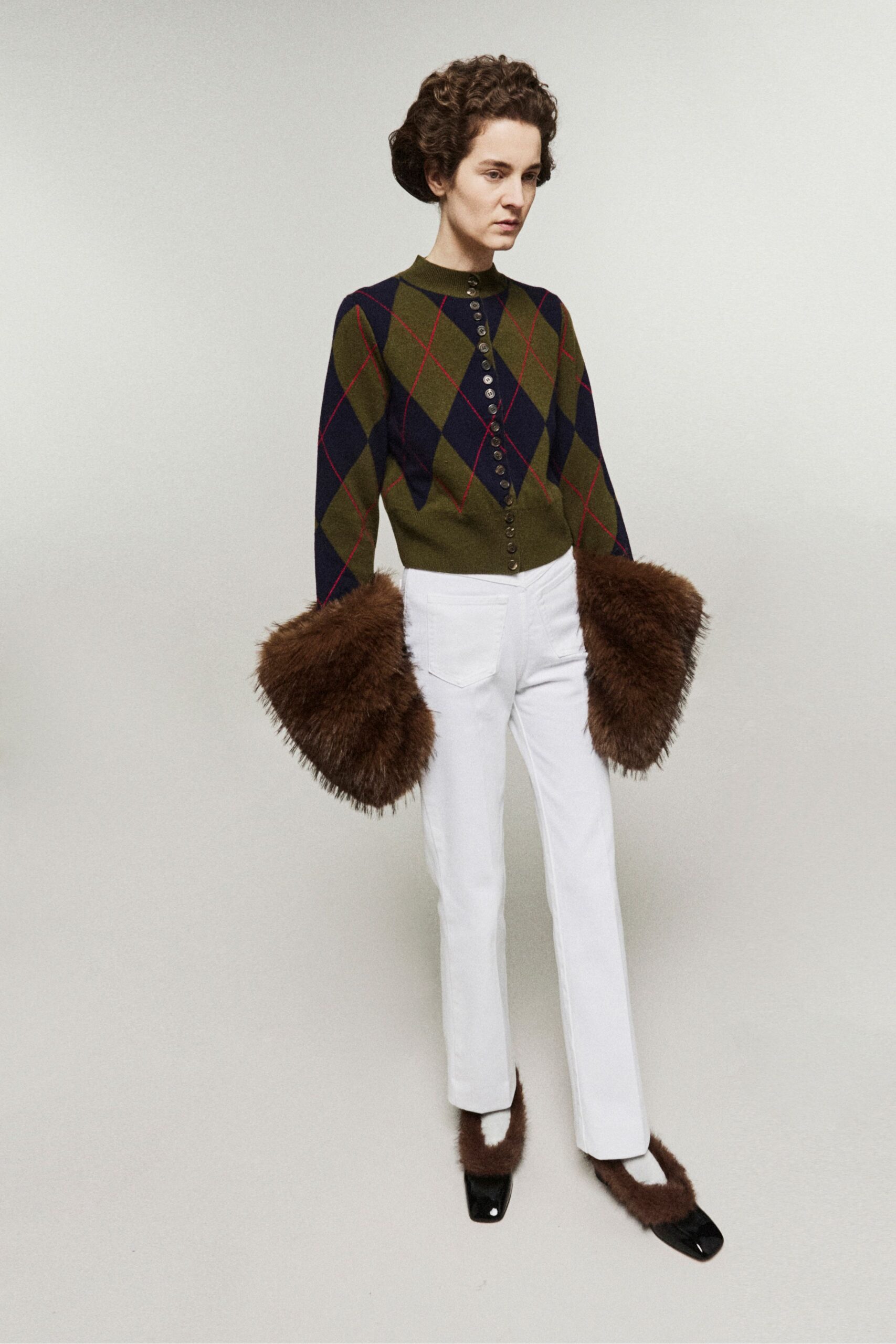 brown fur gloves
