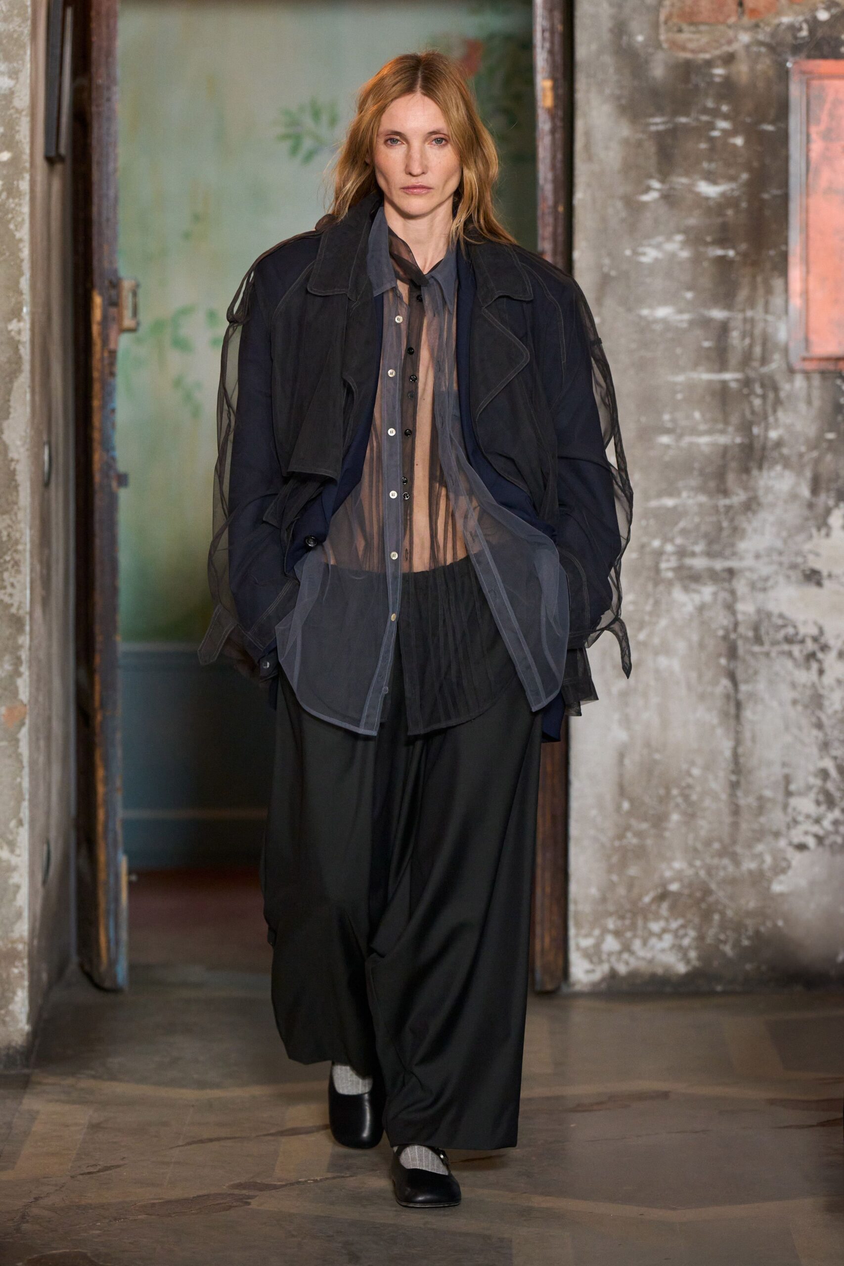 black silk long-sleeve collared relaxed layered jacket