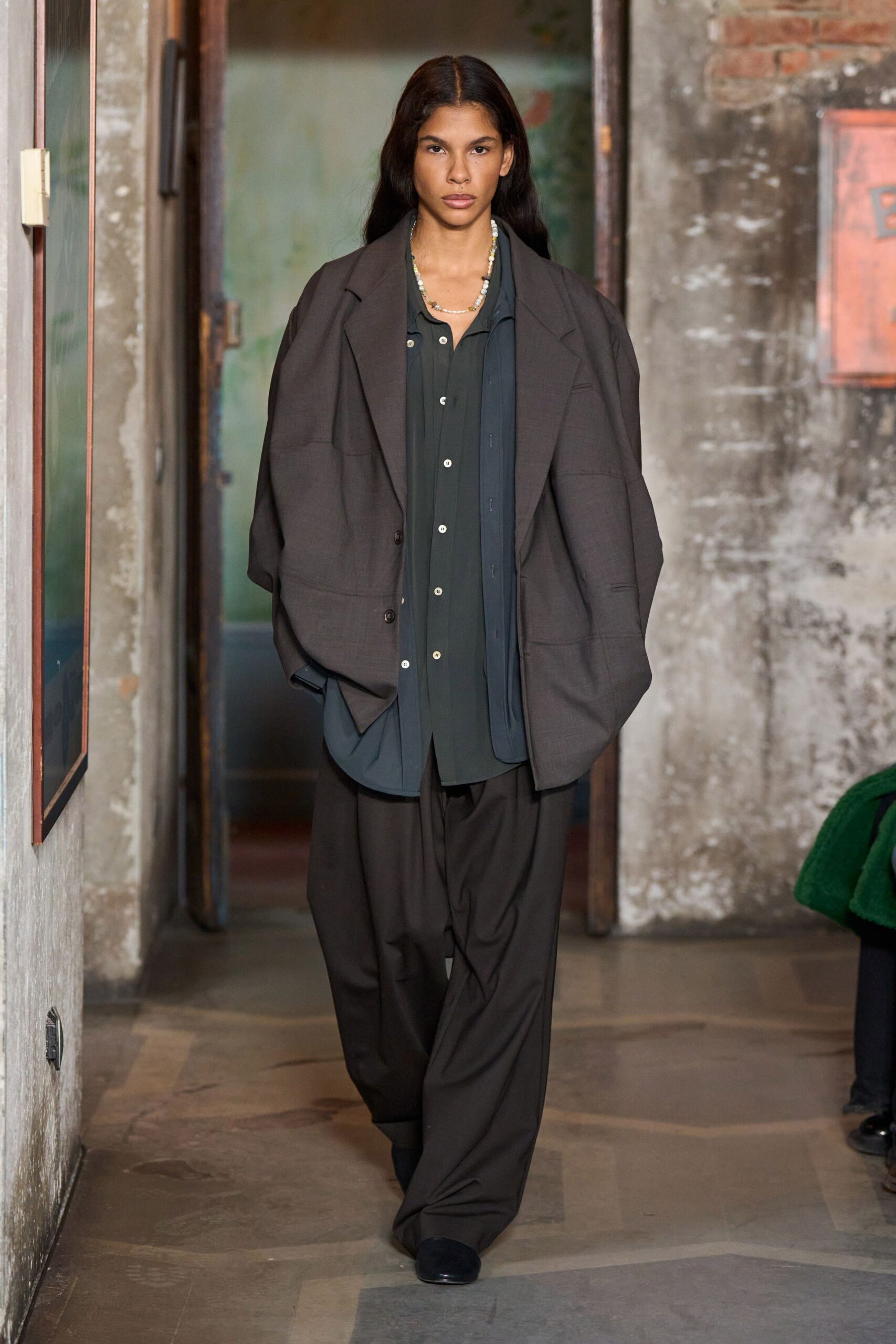 brown wool relaxed wide-leg pants