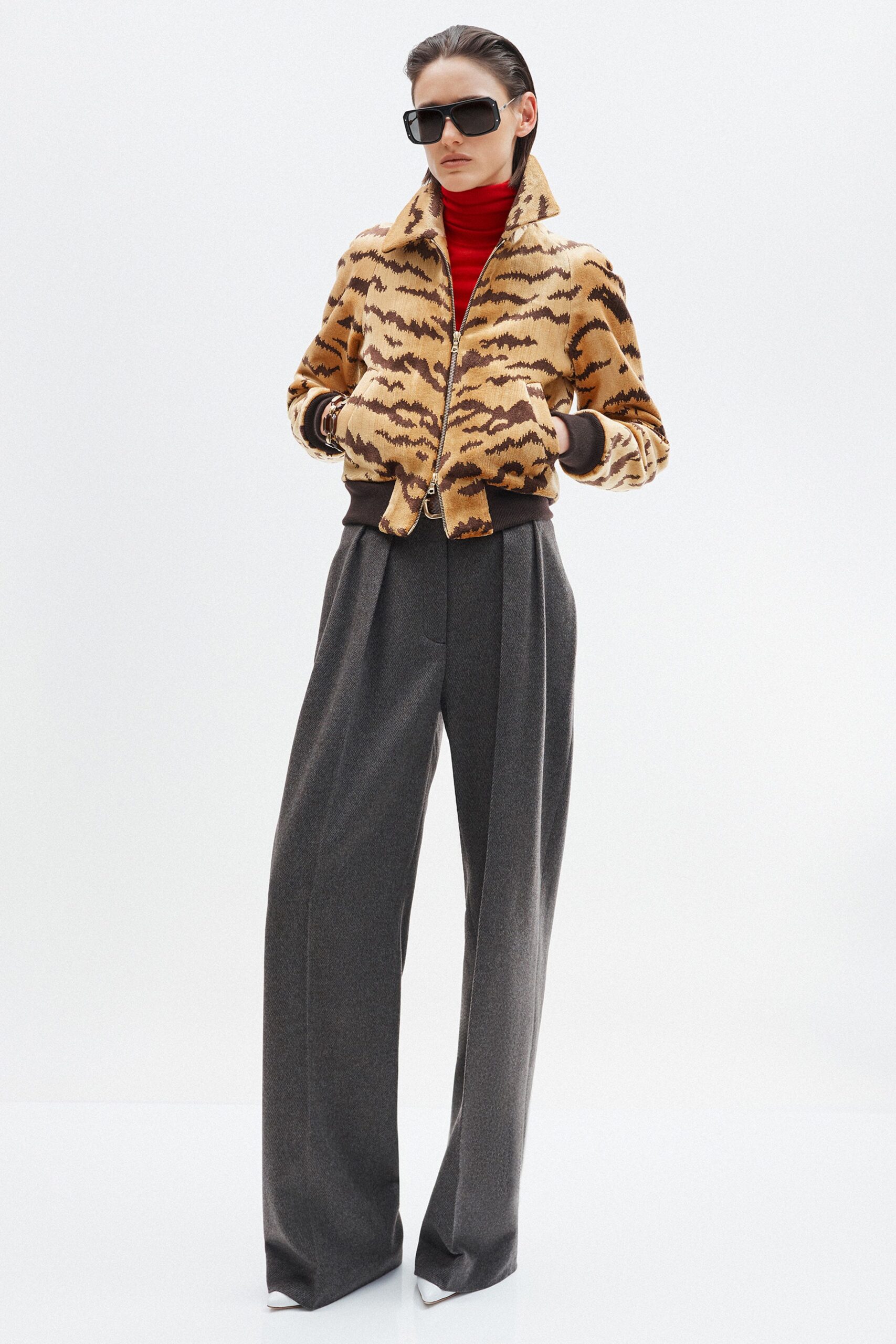 brown wool long-sleeve collared fitted animal-print jacket