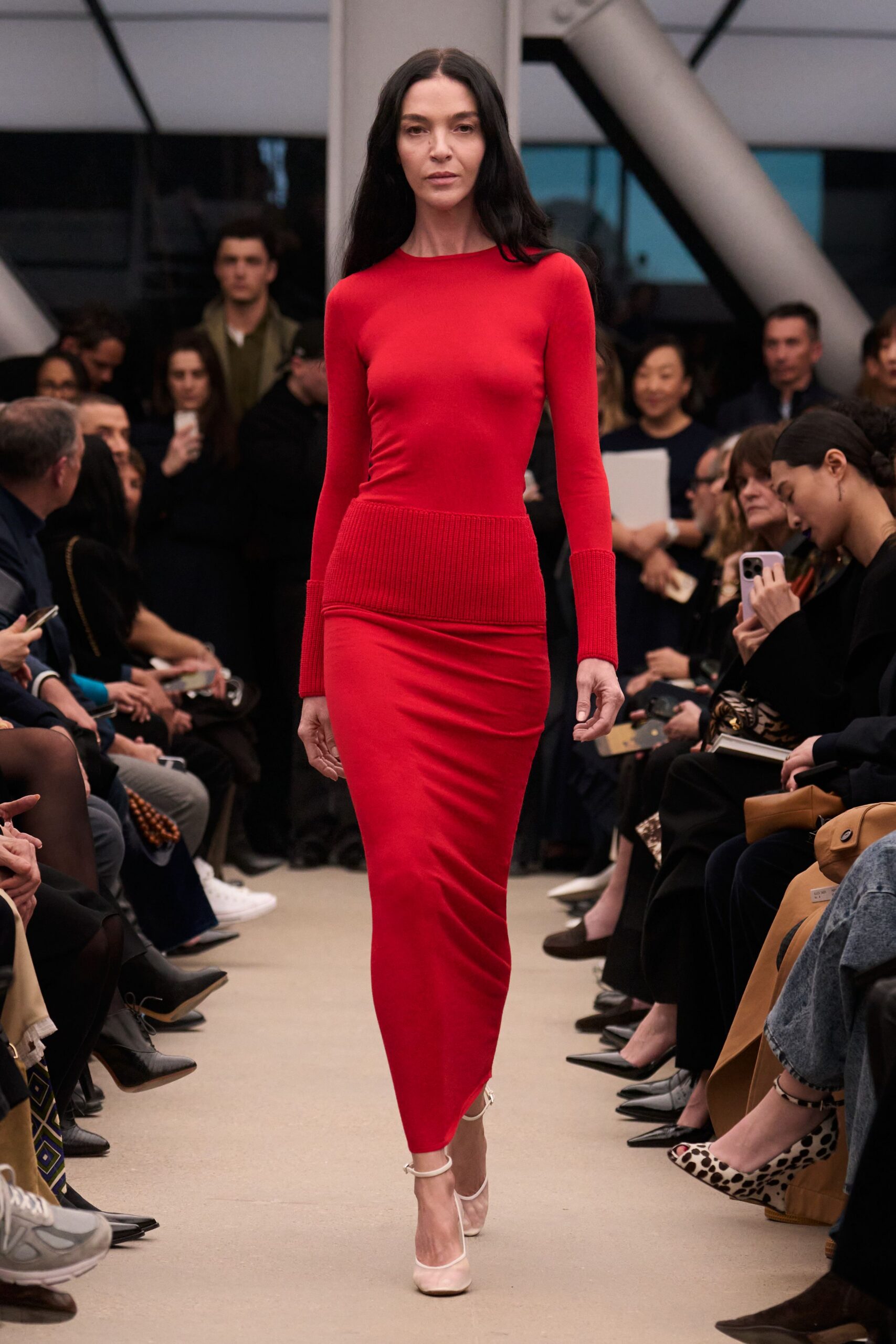 red fitted midi dress with beige shoes