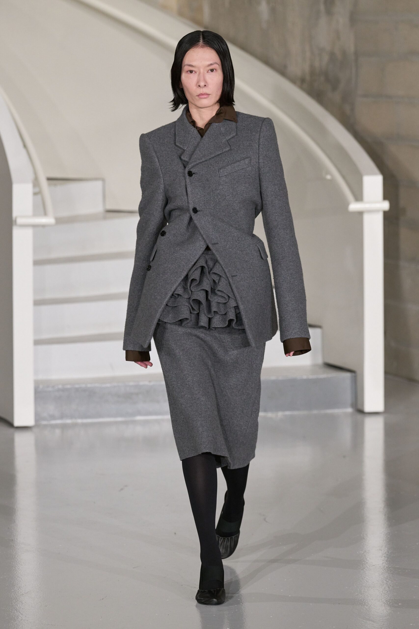 gray wool fitted pencil skirt