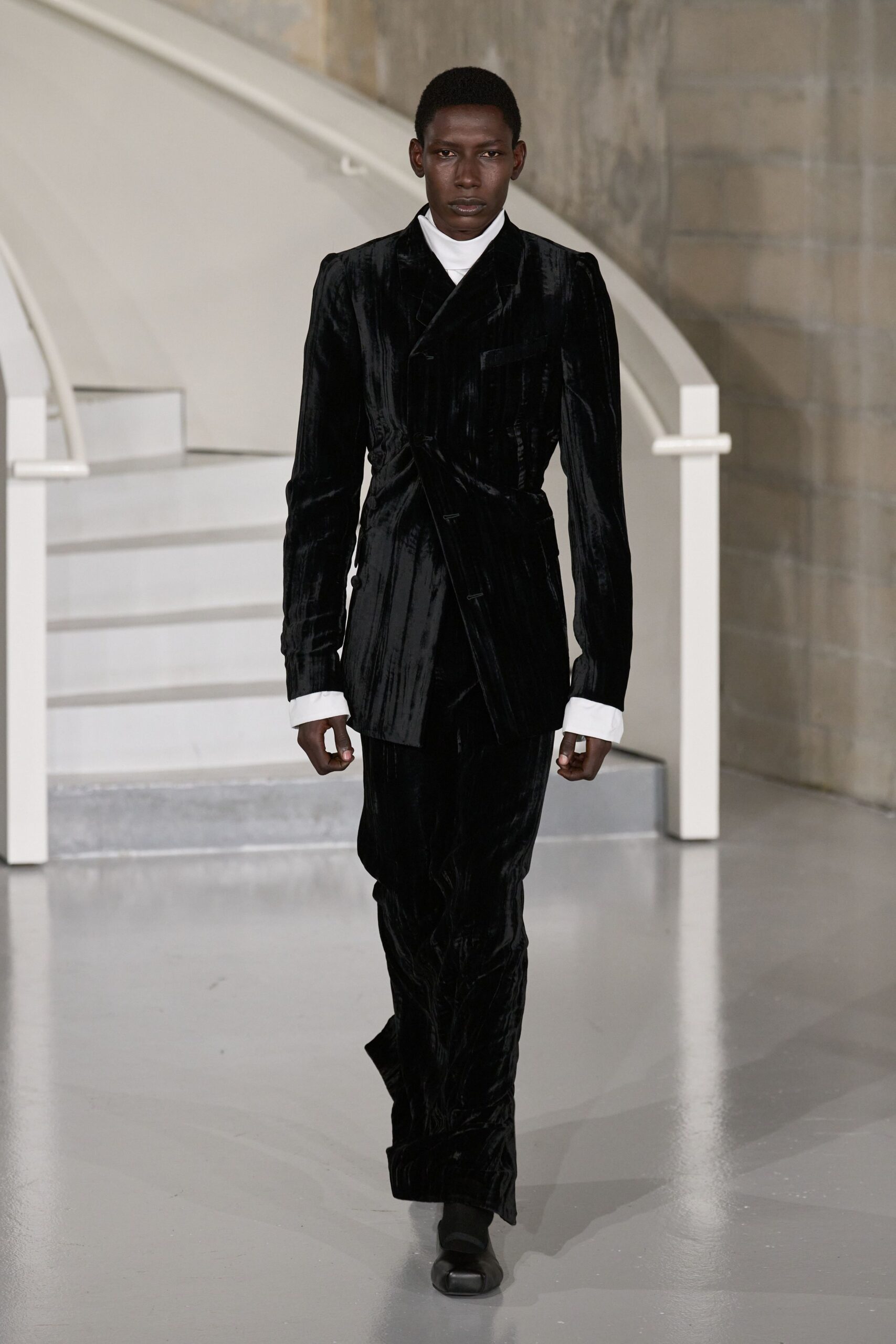 fitted black velvet suit