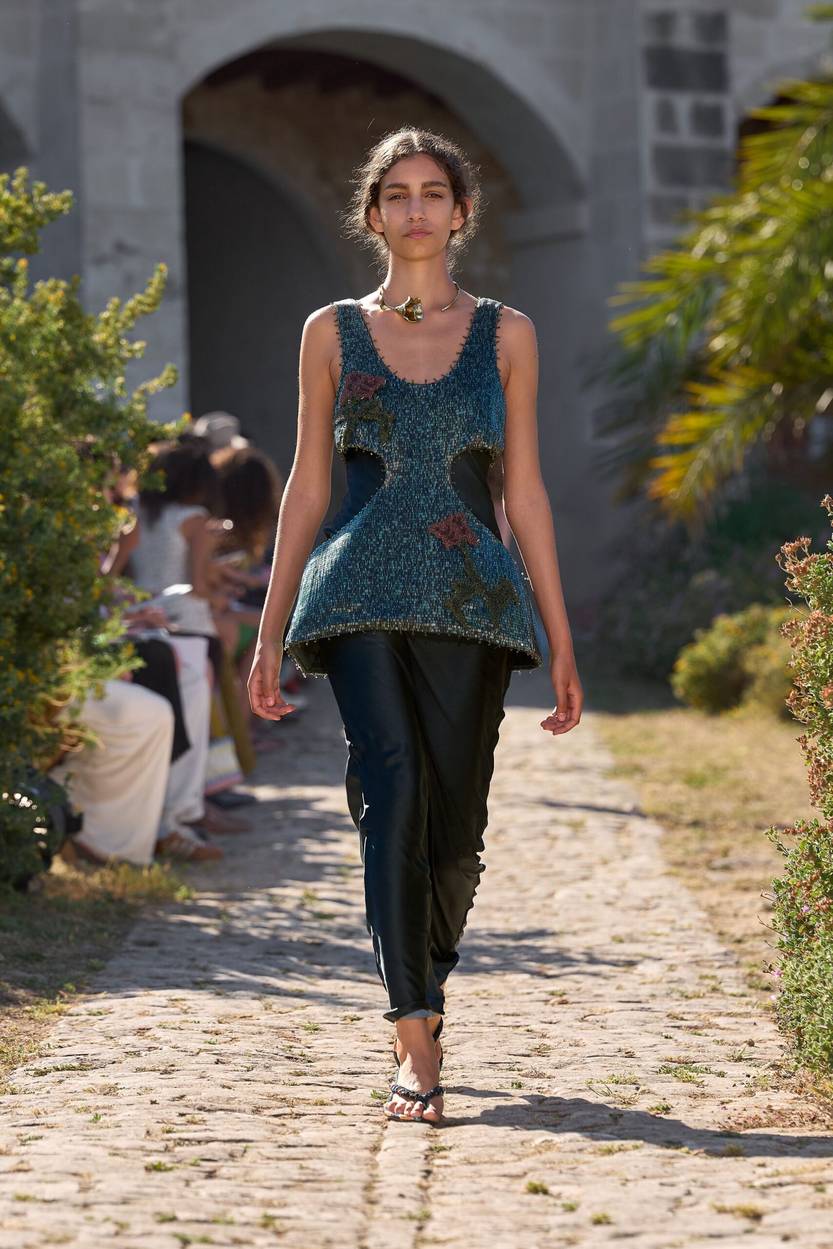 Alémais Resort 2027 Look 43