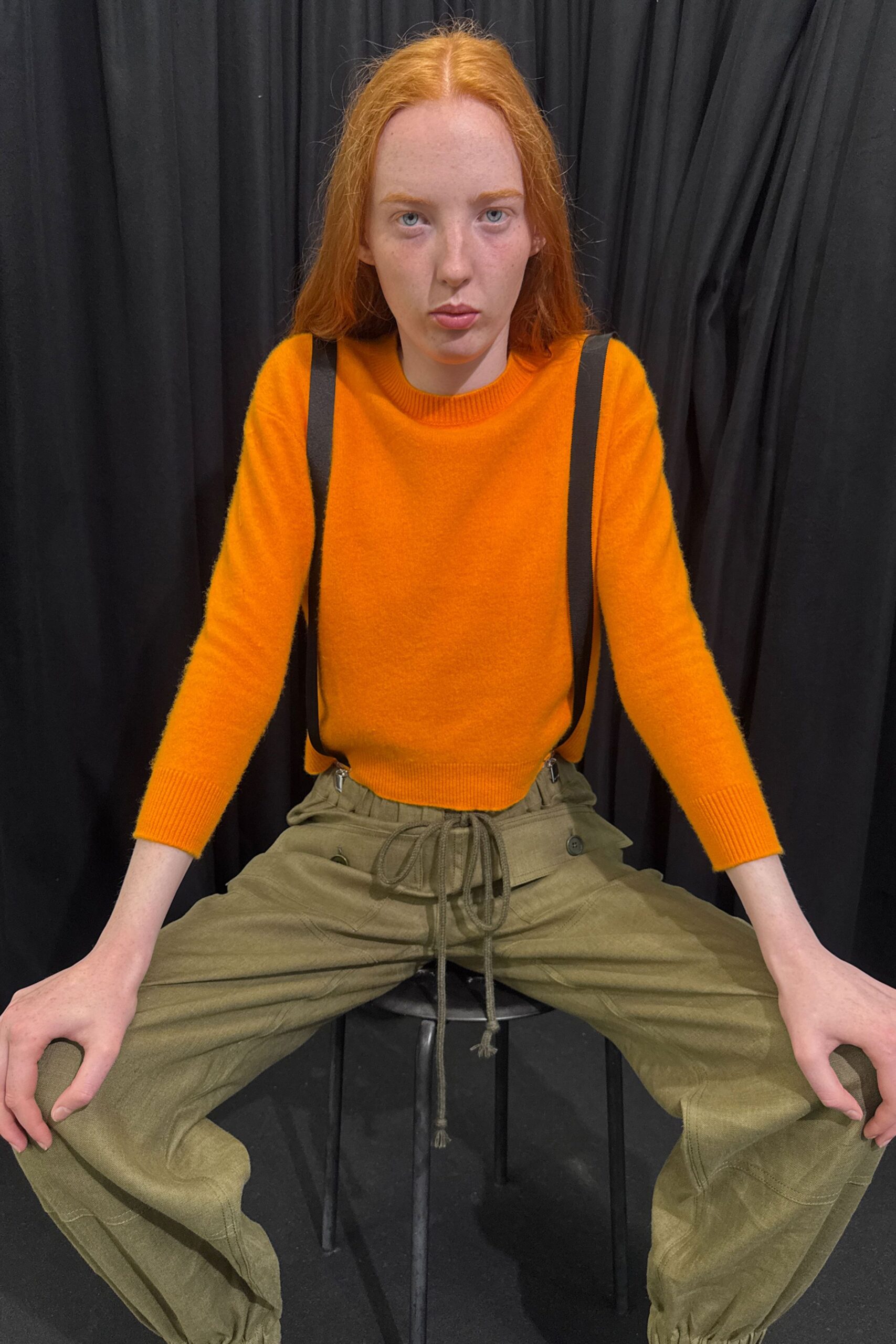 green cotton relaxed cargo pants