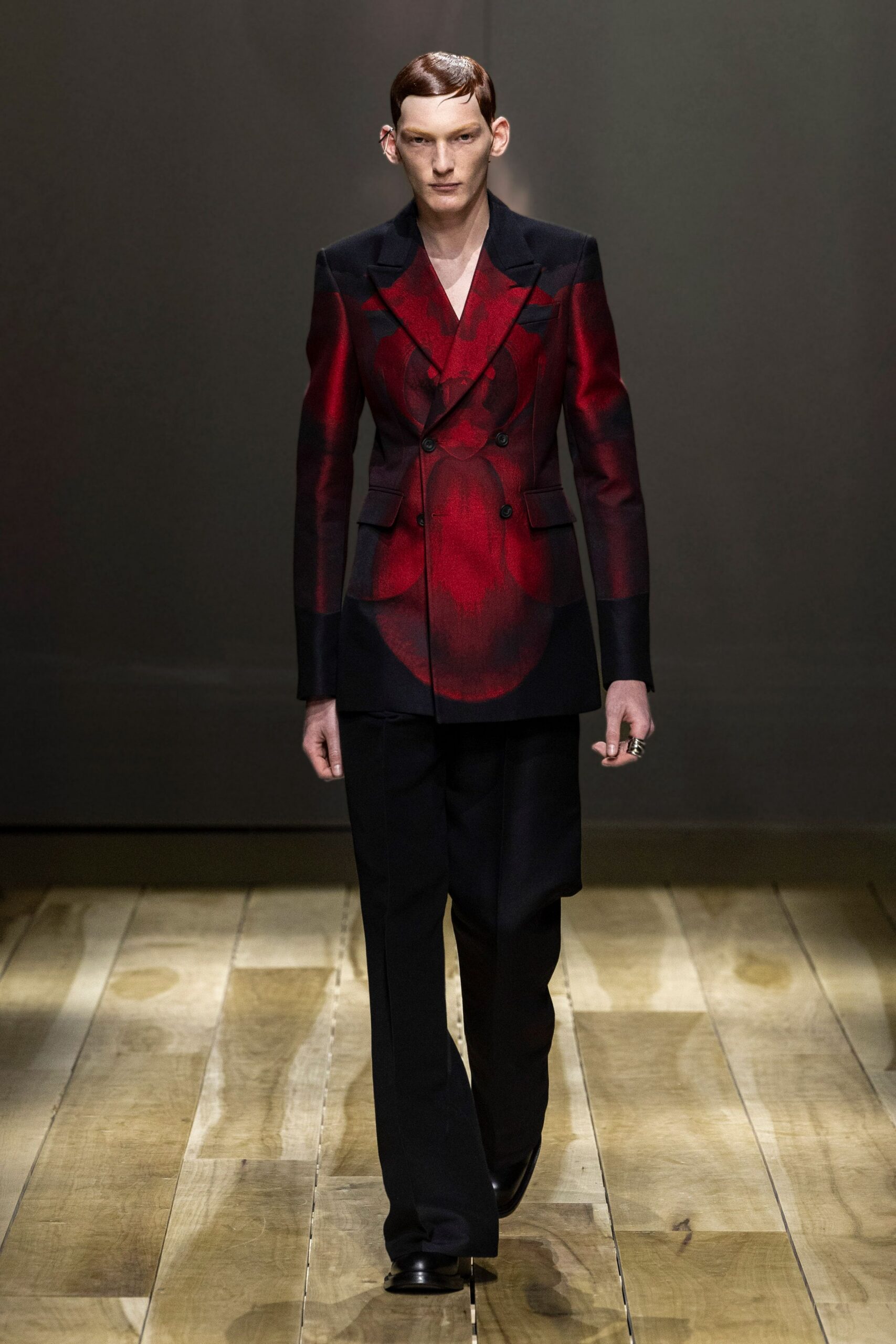 black silk long-sleeve collared tailored color-blocked blazer