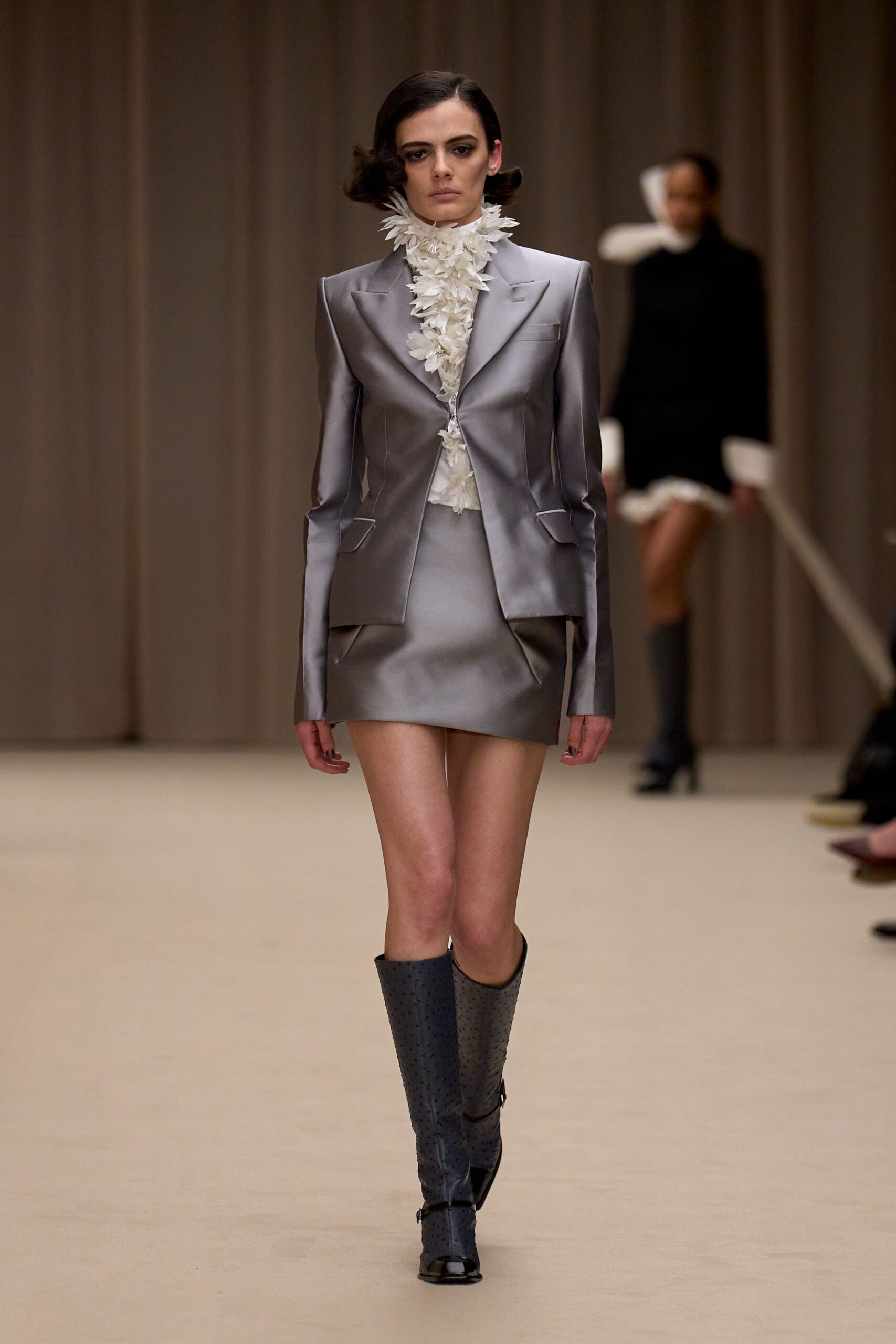 gray silk fitted straight-leg shiny mini skirt