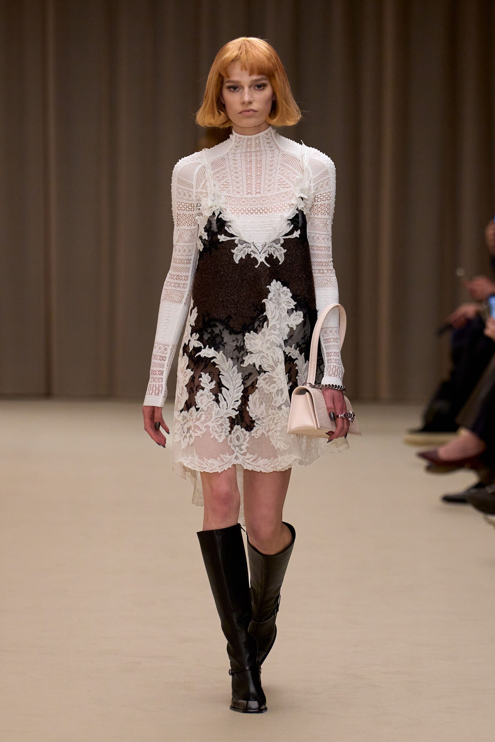 Alexander McQueen Fall 2026 Ready-to-Wear Look 17